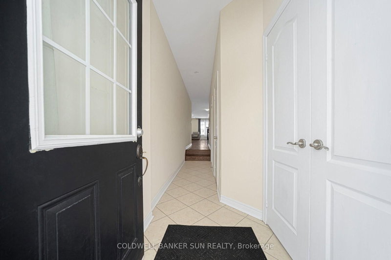 146 Crystalview Crescent