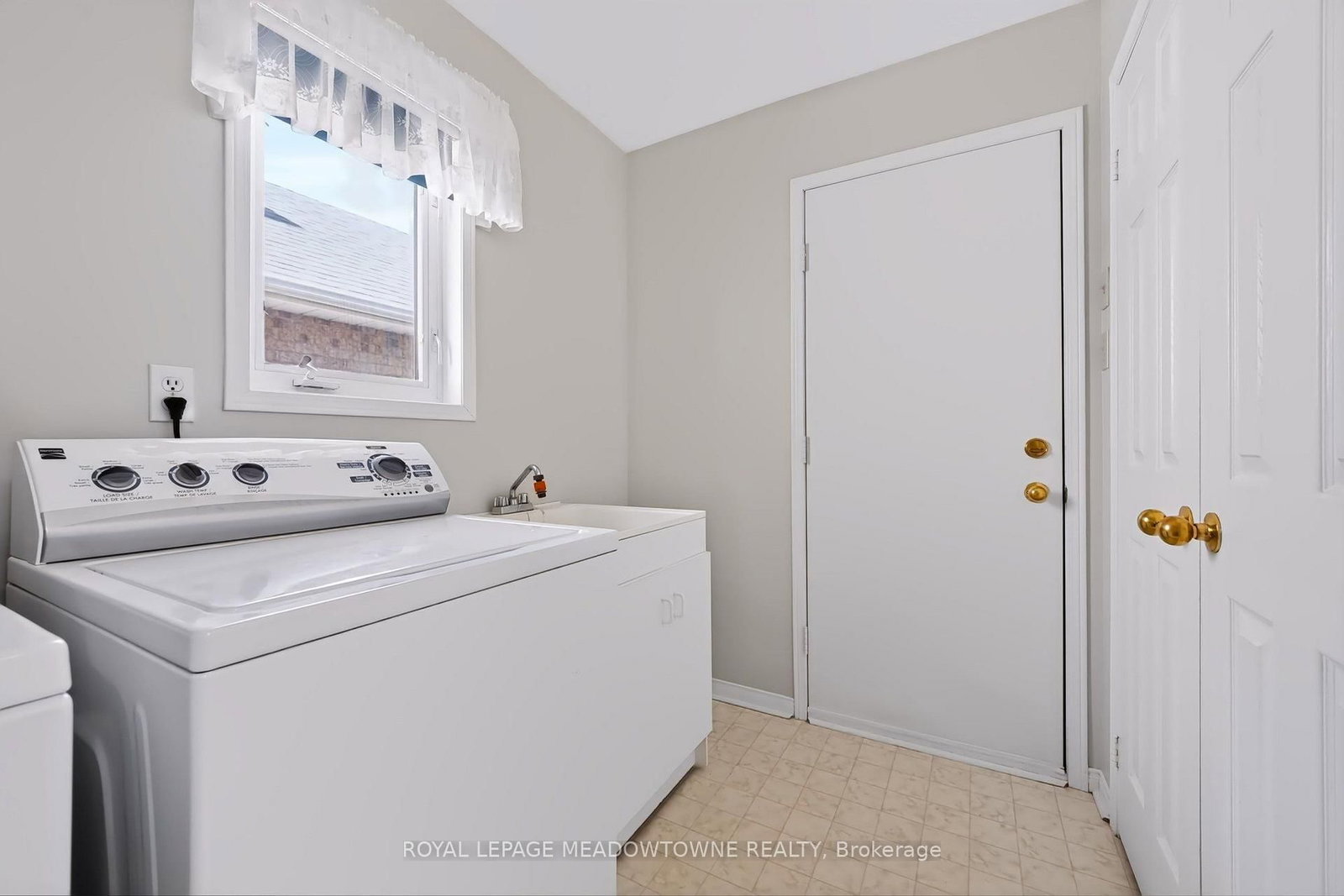 16 Harrop Avenue • Halton Hills, ON photo 28