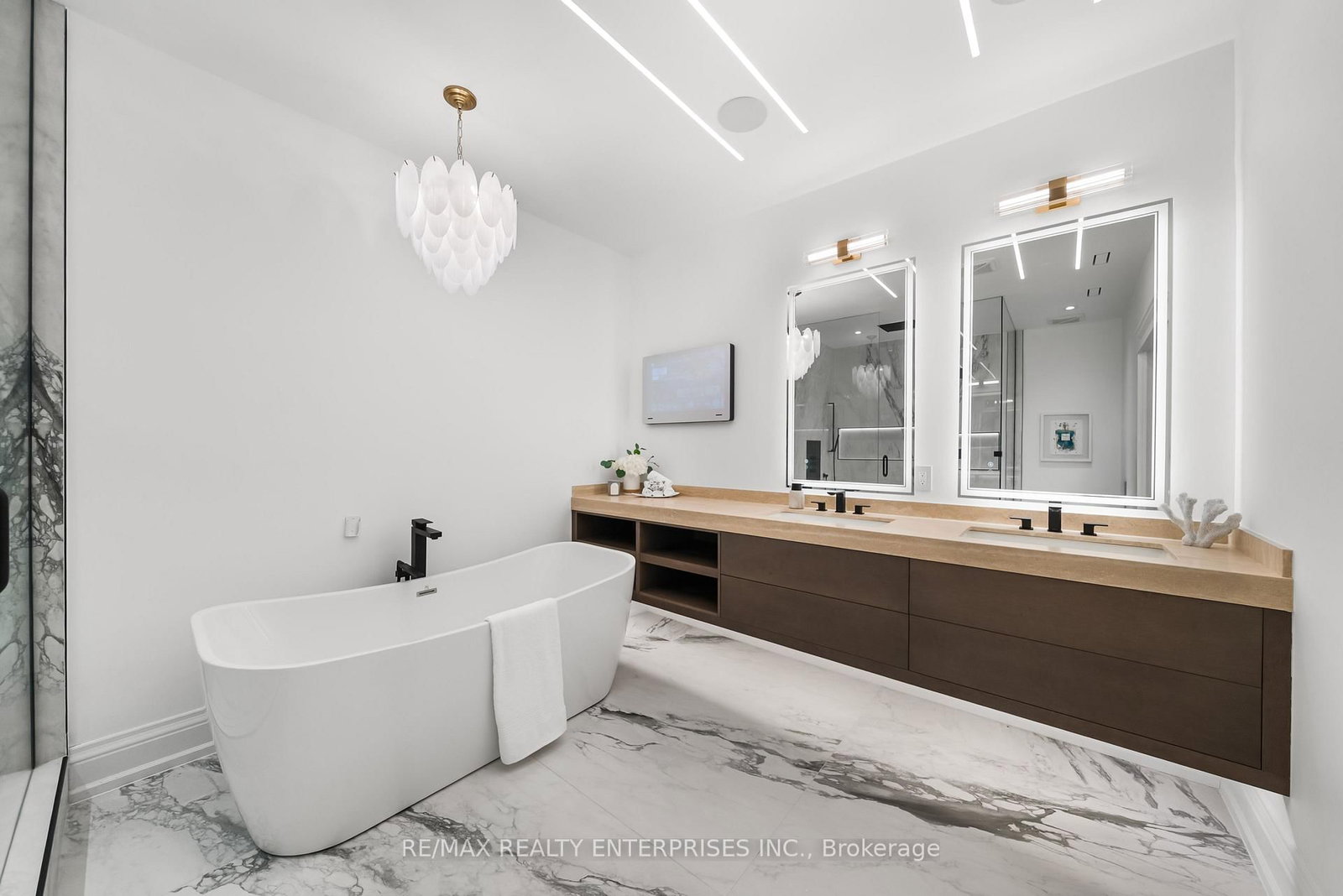 3168 Lakeshore Road W • Oakville, ON photo 30