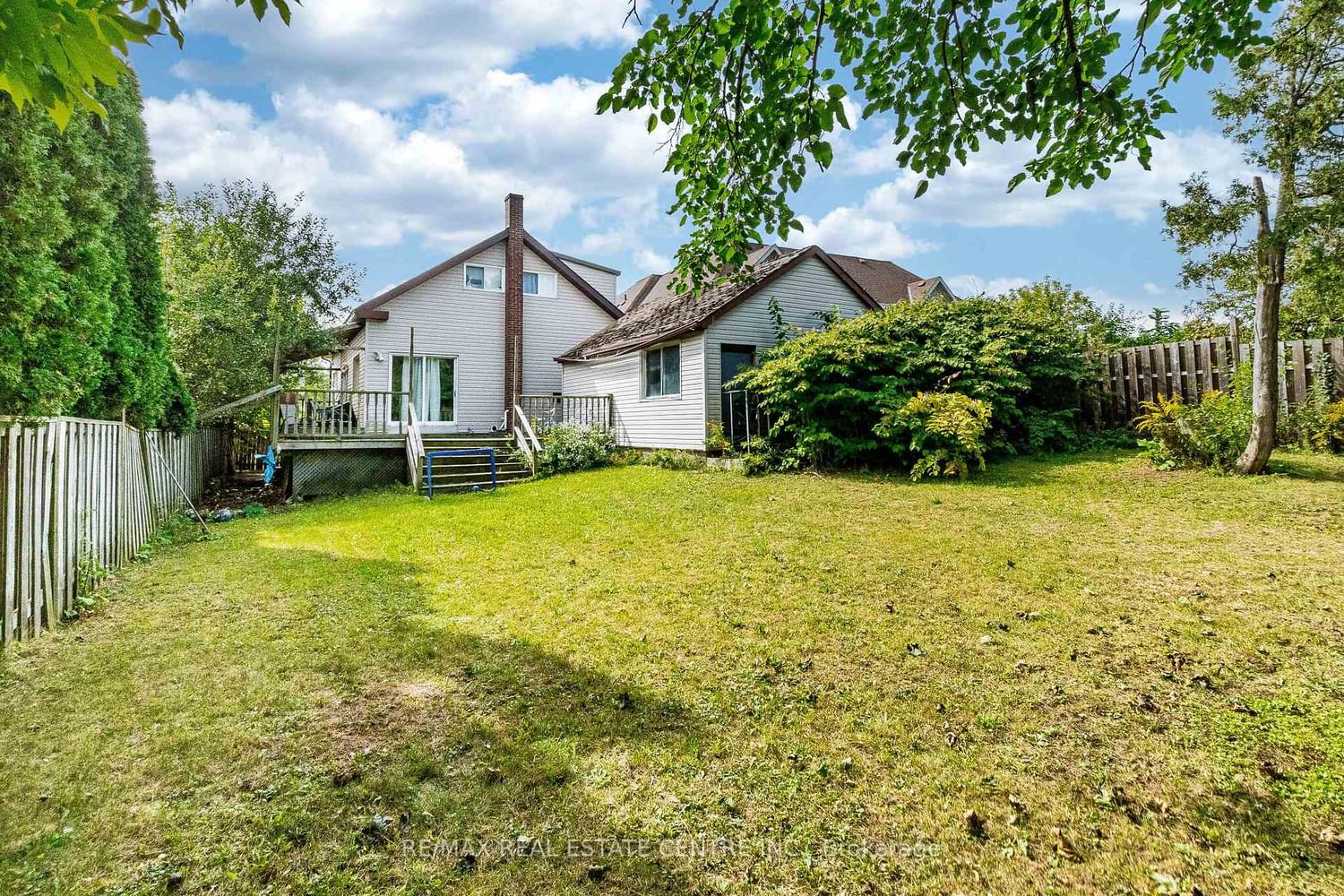 1423 Sixth Line • Oakville, ON photo 25