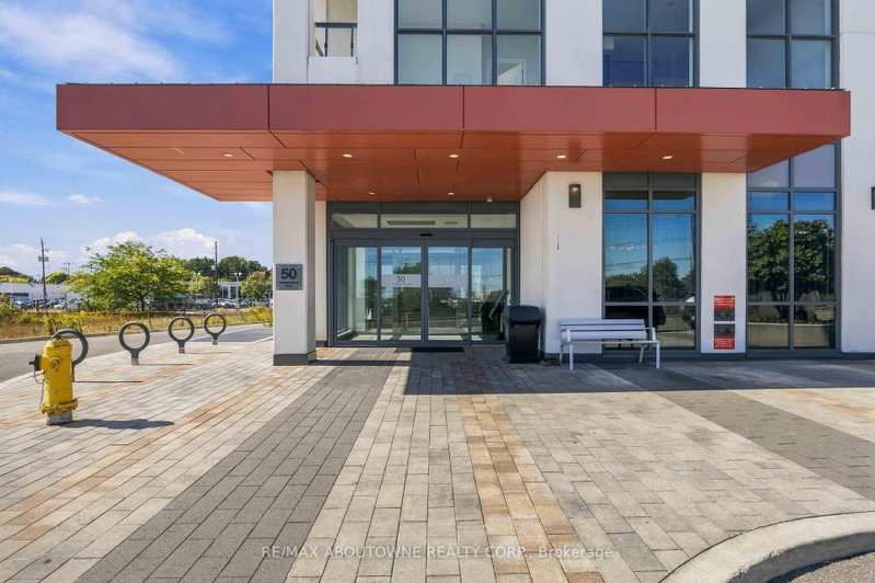 513 - 50 Thomas Riley Road