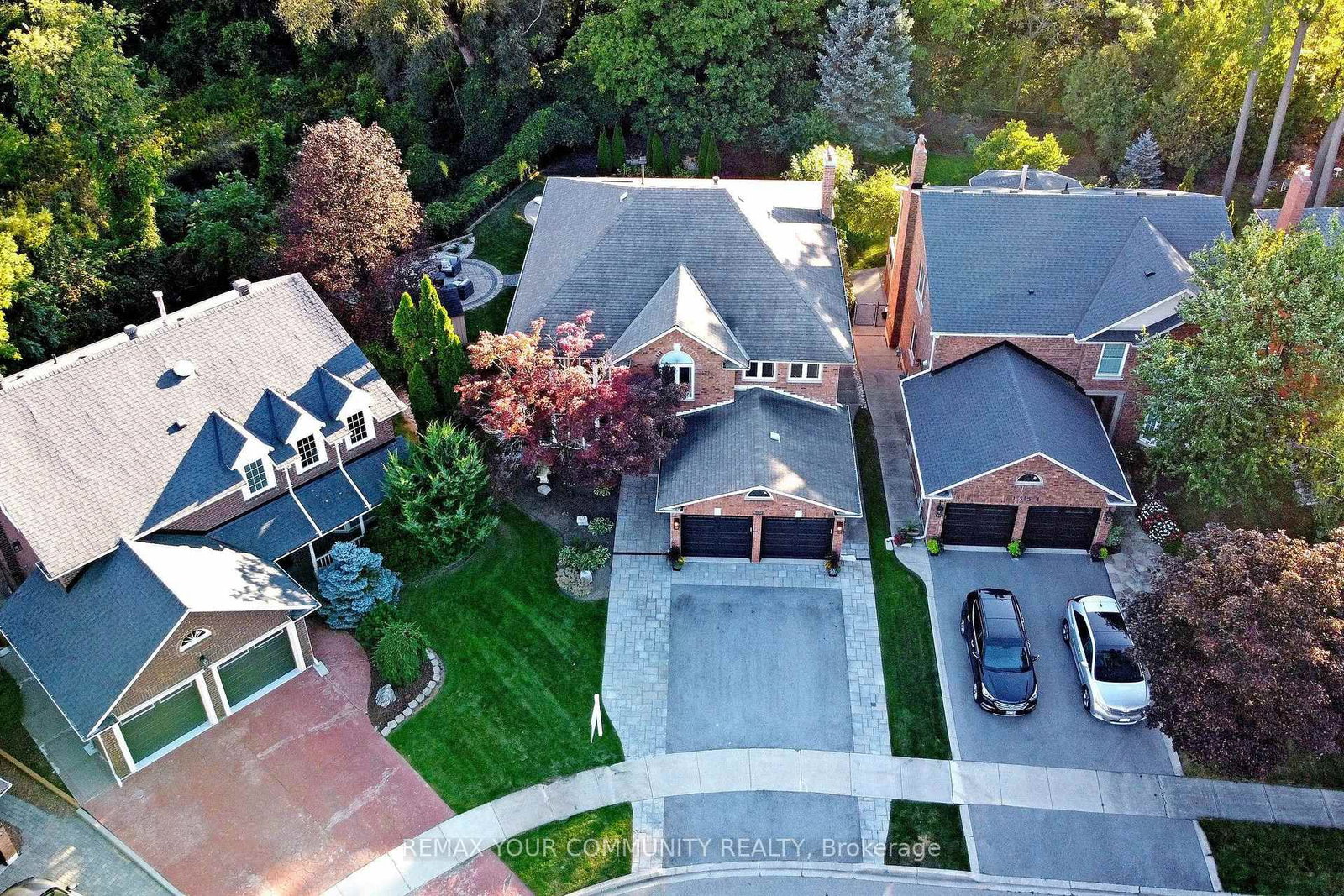1530 Canada Court • Oakville, ON photo 43