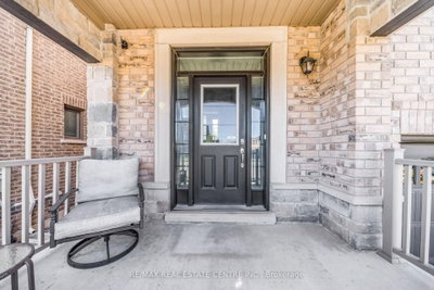 457 WHITLOCK Avenue • Milton, ON photo 4