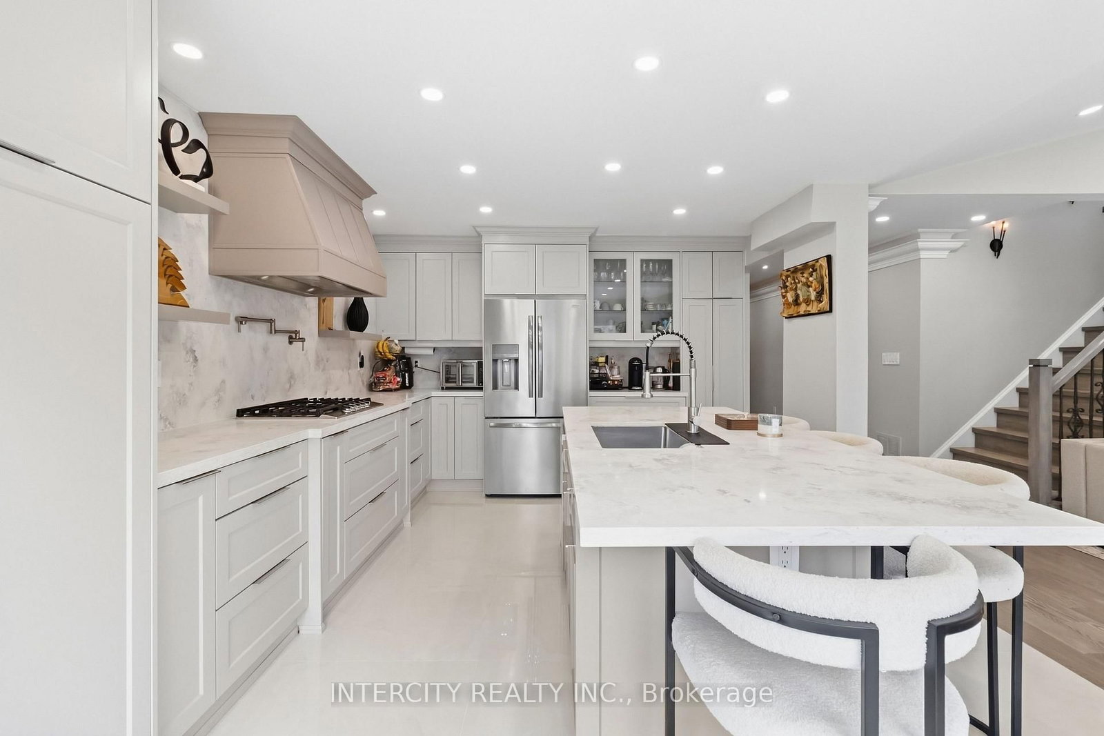 700 Trudeau Drive • Milton, ON photo 5