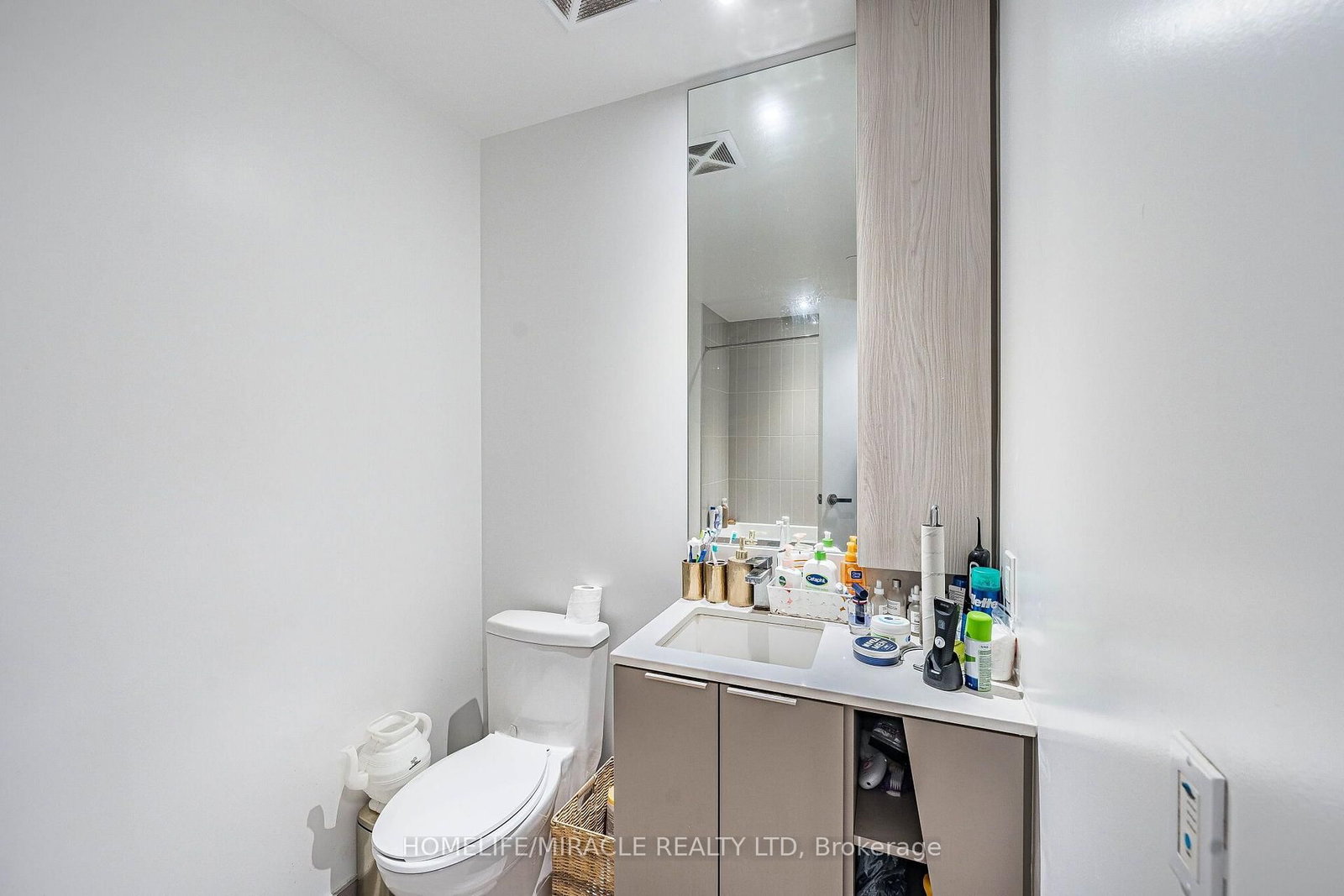 209-3900 Confederation Pkwy, Mississauga, view 27