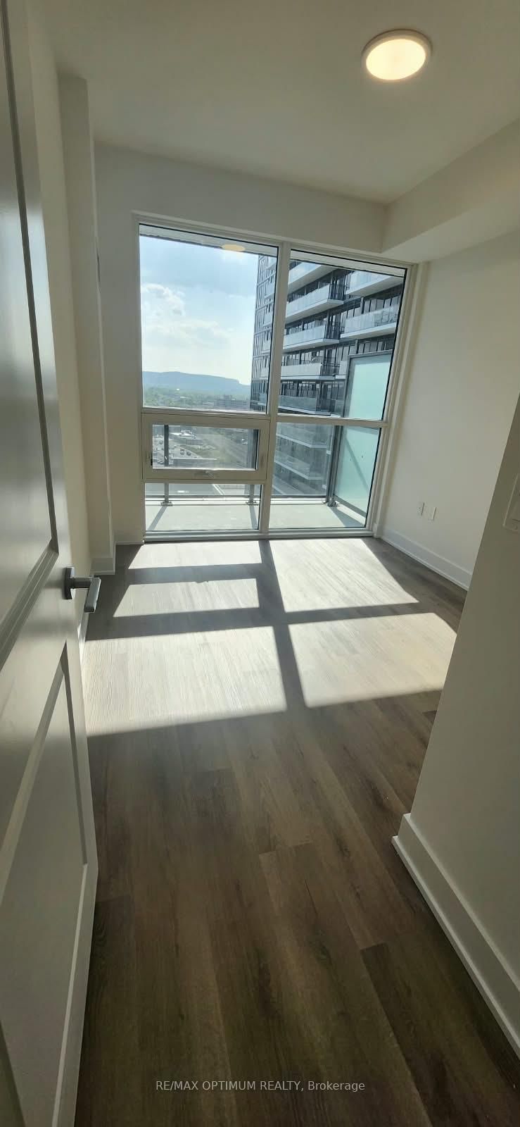 1306B-125 Nipissing Rd, Milton, view 17