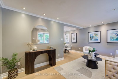 1099 Kent Avenue, Oakville, ON, photo 4