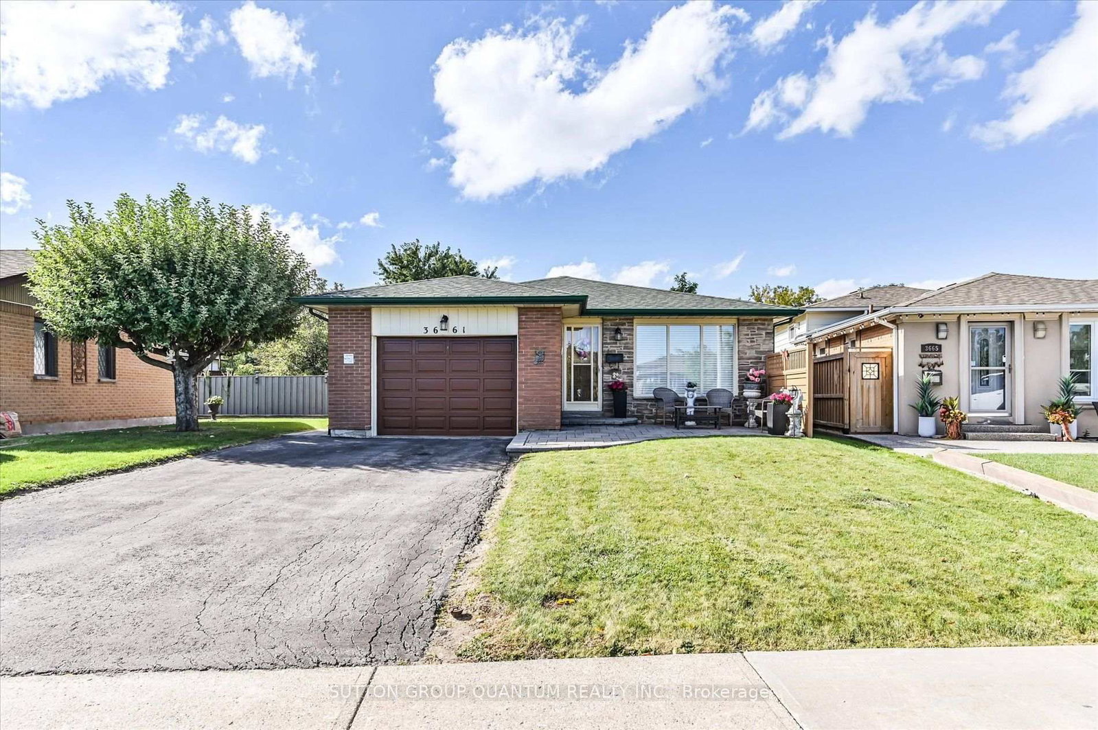 3661 Keenan Crescent • Mississauga, ON photo 1