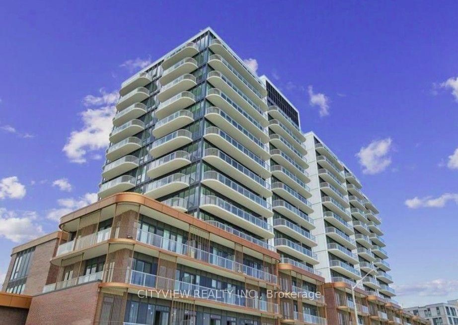 220 Missinihe, Mississauga, Ontario L5H 0A9