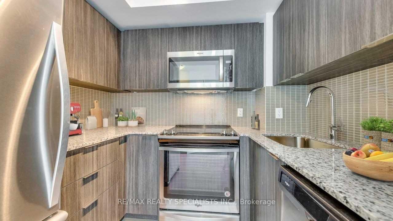 Photo 6 of 20 Shore Breeze Dr, Unit 321