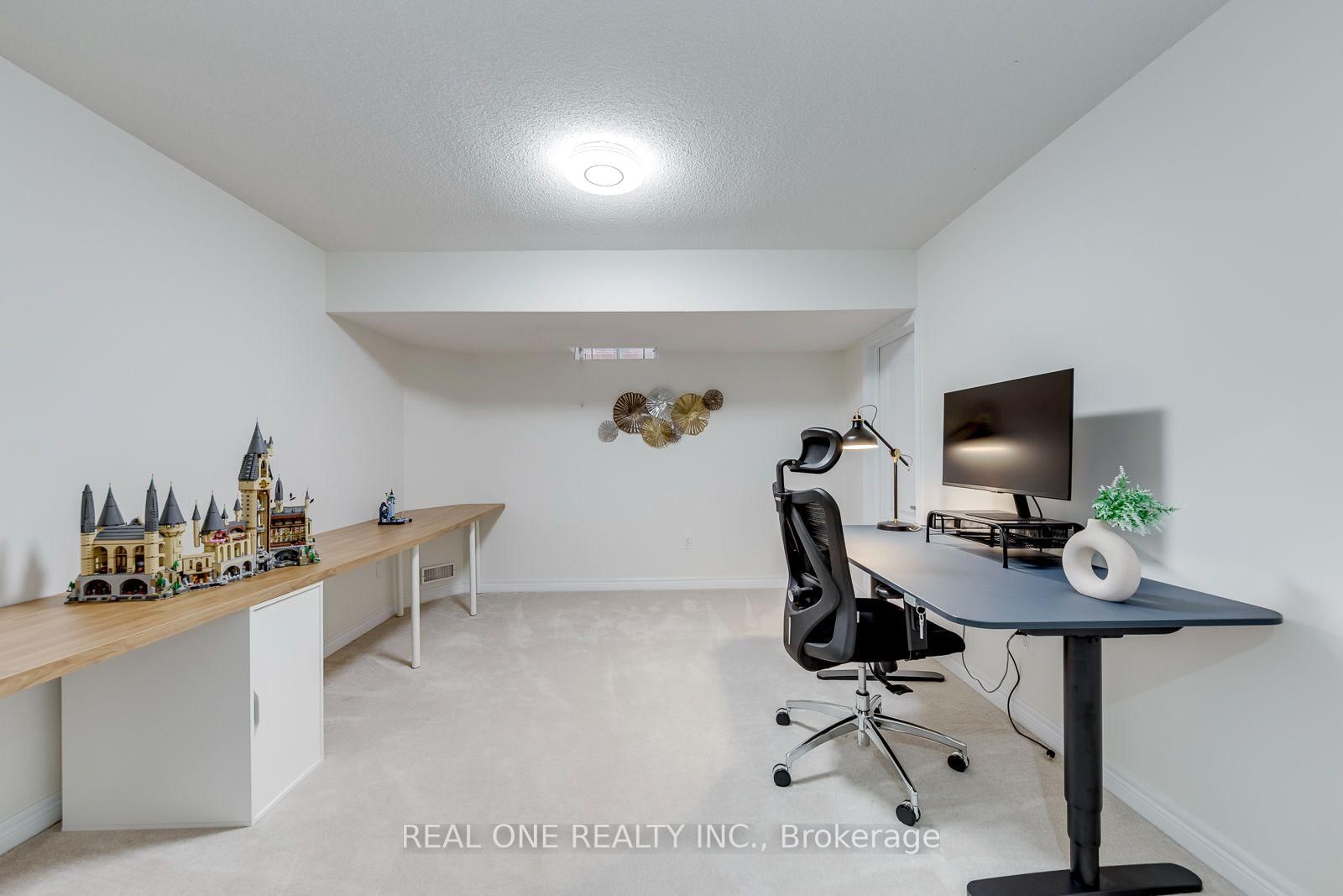 2456 Bon Echo Drive • Oakville, ON photo 43