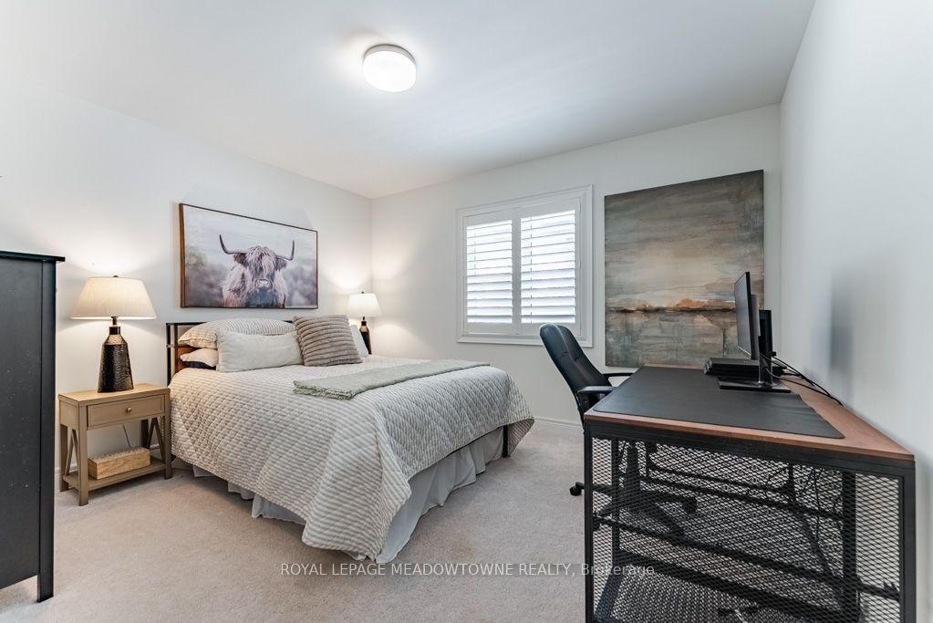 461 Parent Pl, Milton, view 30