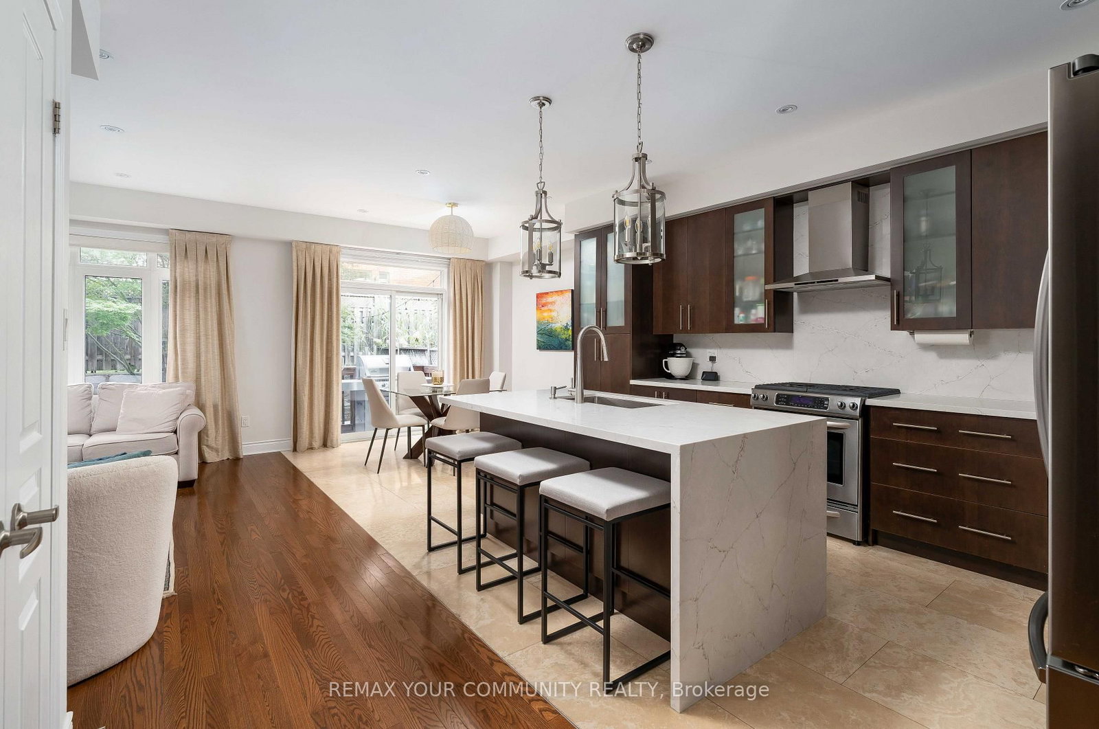 24 Gala Lane • Toronto, ON photo 2