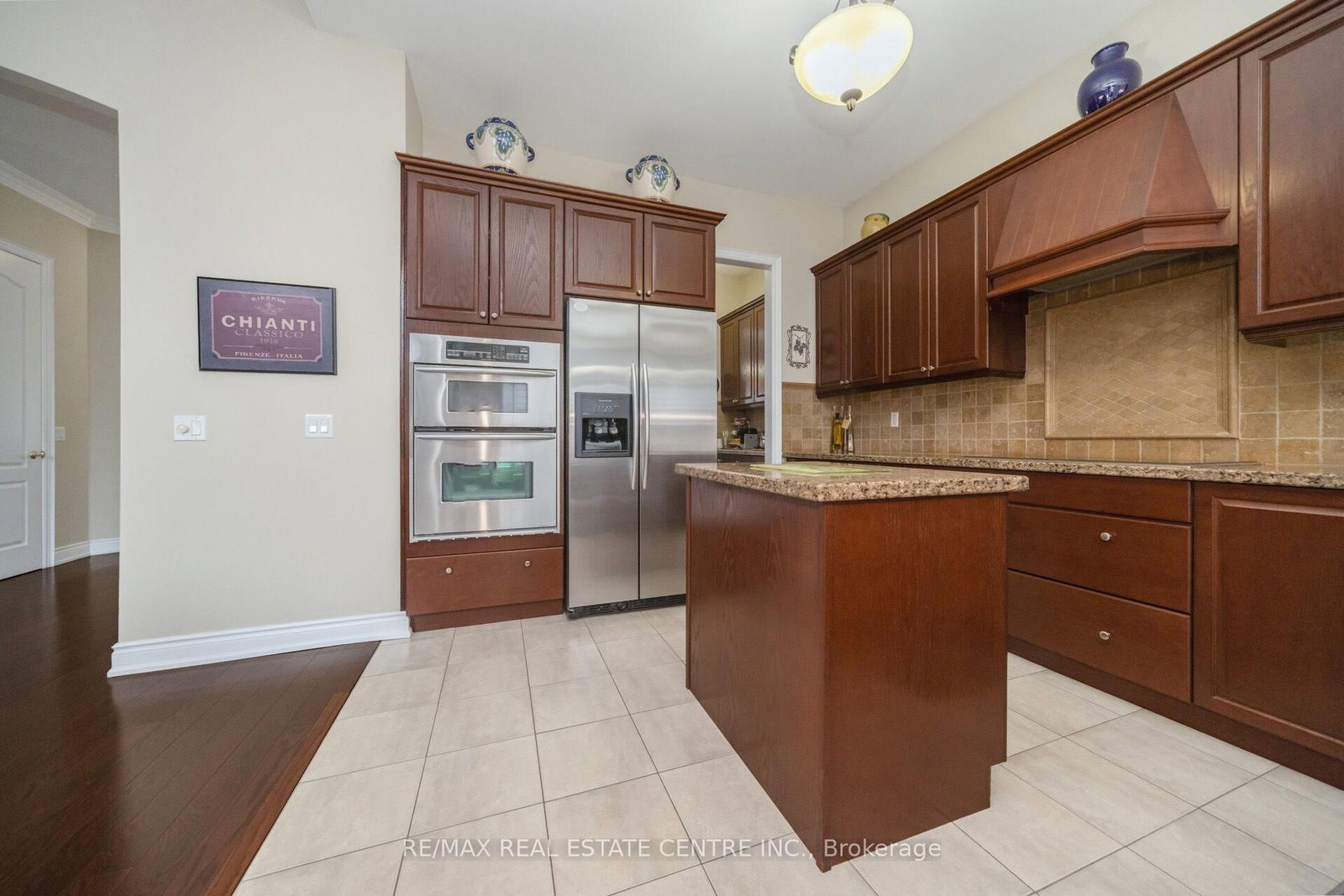 10 Eiffel Boulevard • Brampton, ON photo 14