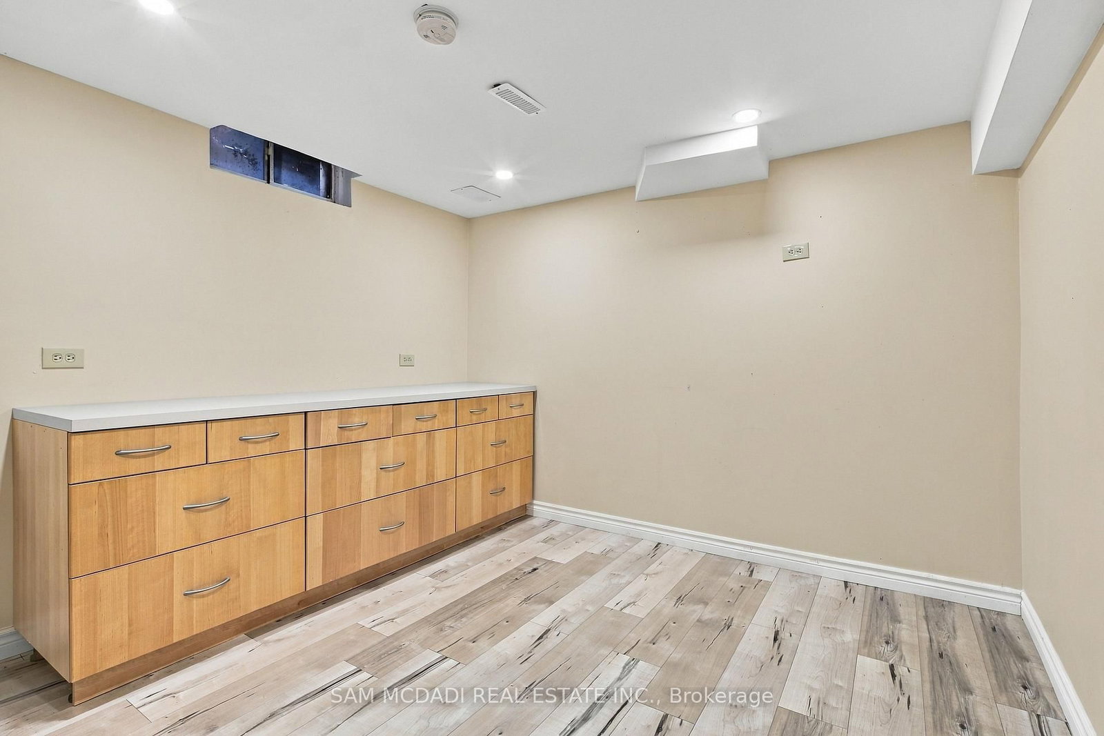2087 Mayflower Boulevard • Oakville, ON photo 37