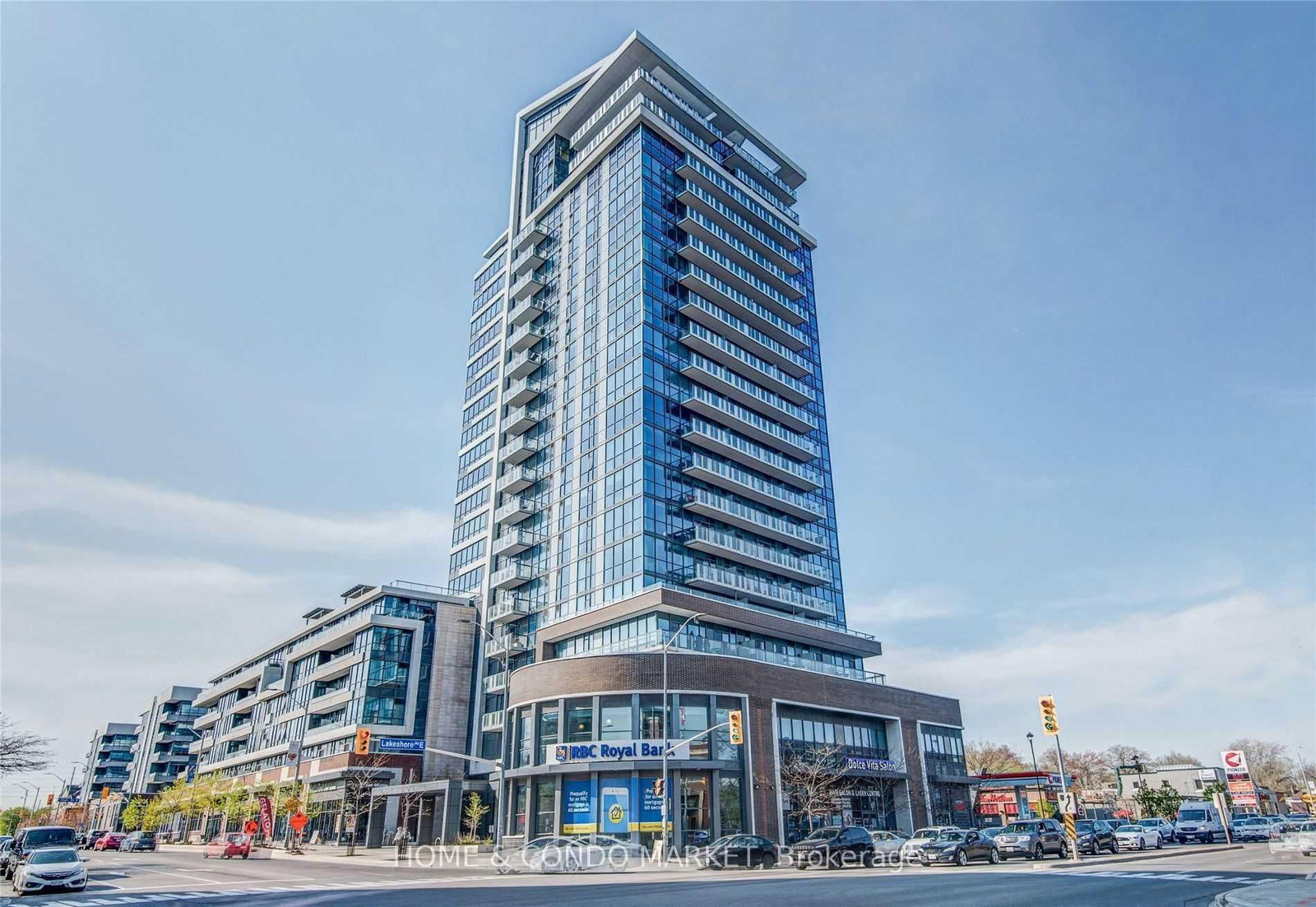 1 Hurontario Street, Unit 315