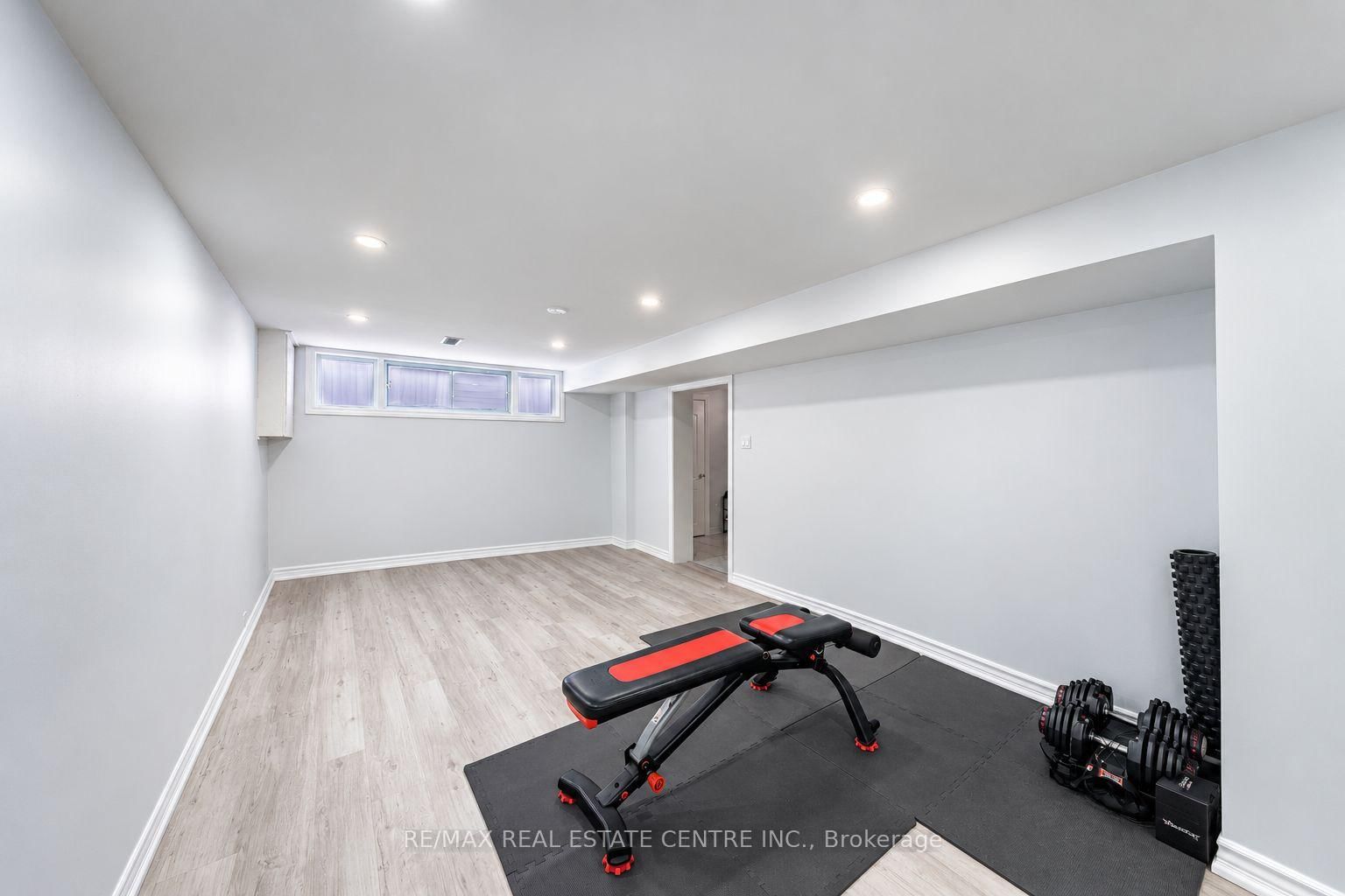665 Jane Street • Toronto, ON photo 34