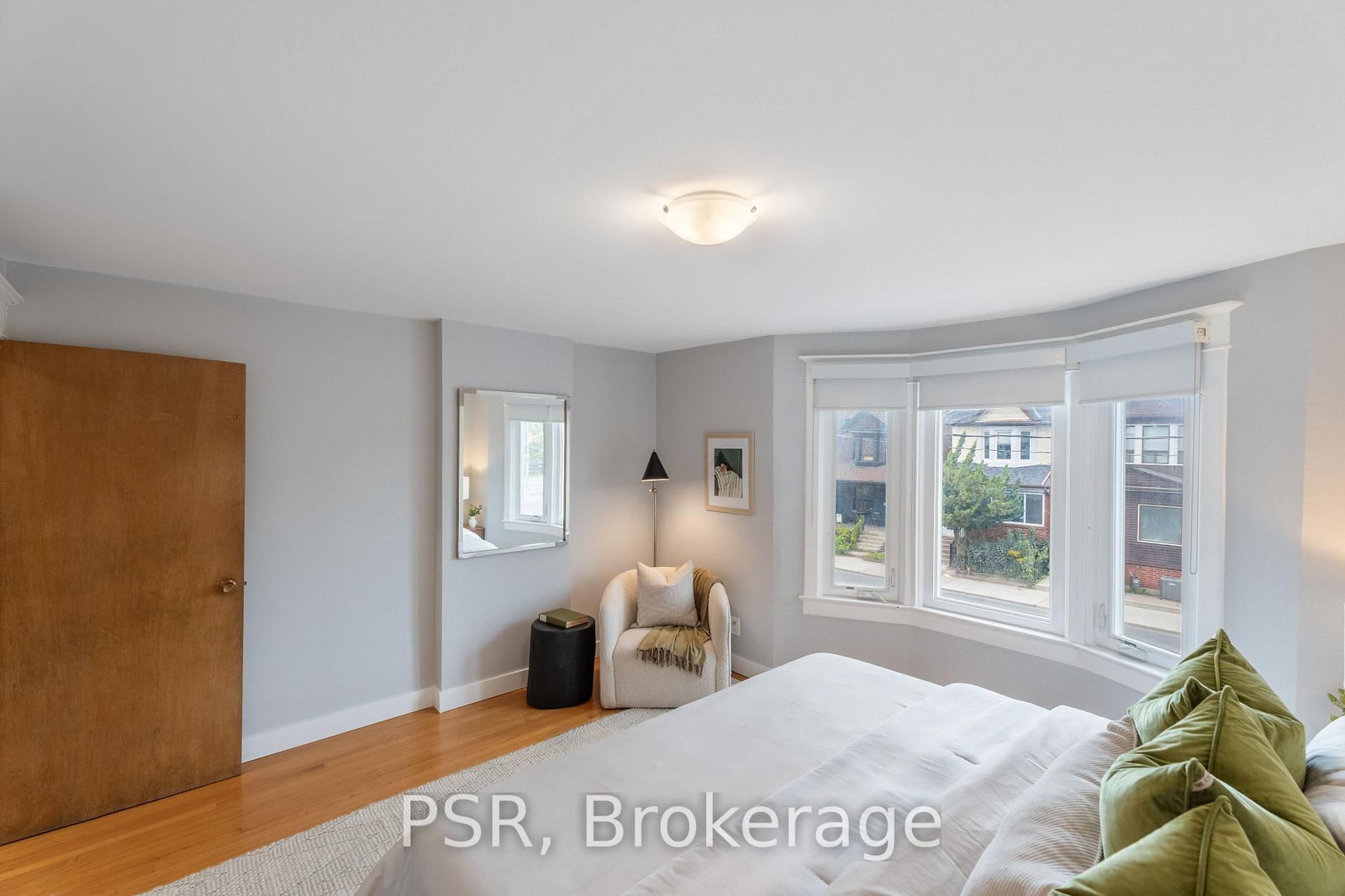 1045 Ossington Avenue • Toronto, ON photo 20
