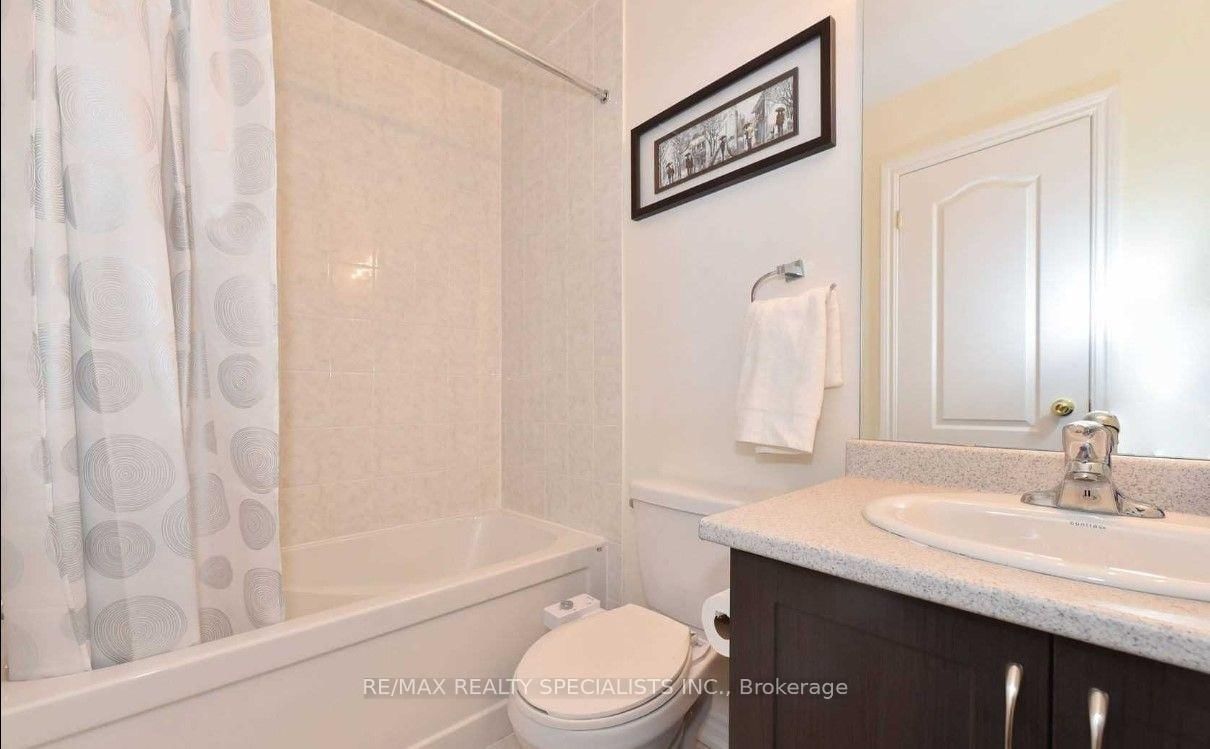 7 Hobart Gardens • Brampton, ON photo 17