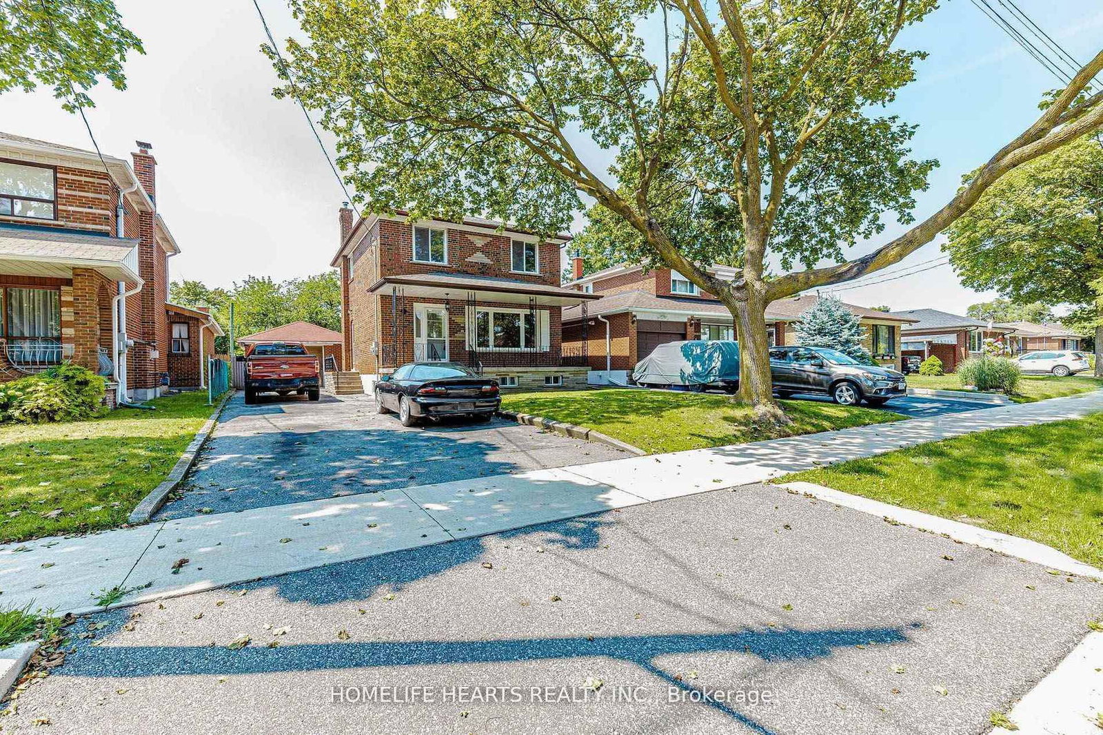 Property at 6 Dittmer