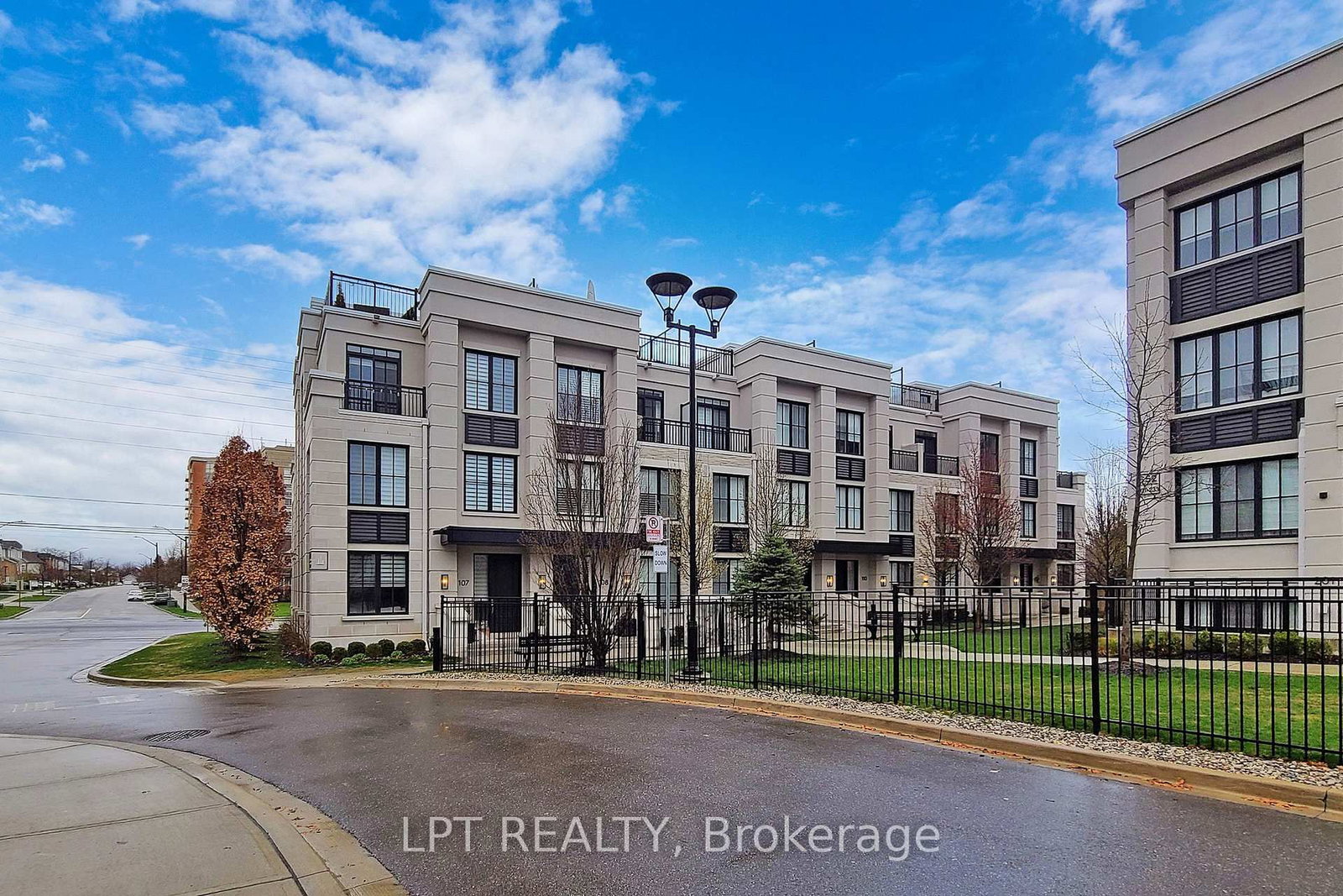 110-1180 Cawthra Rd, Mississauga, view 3
