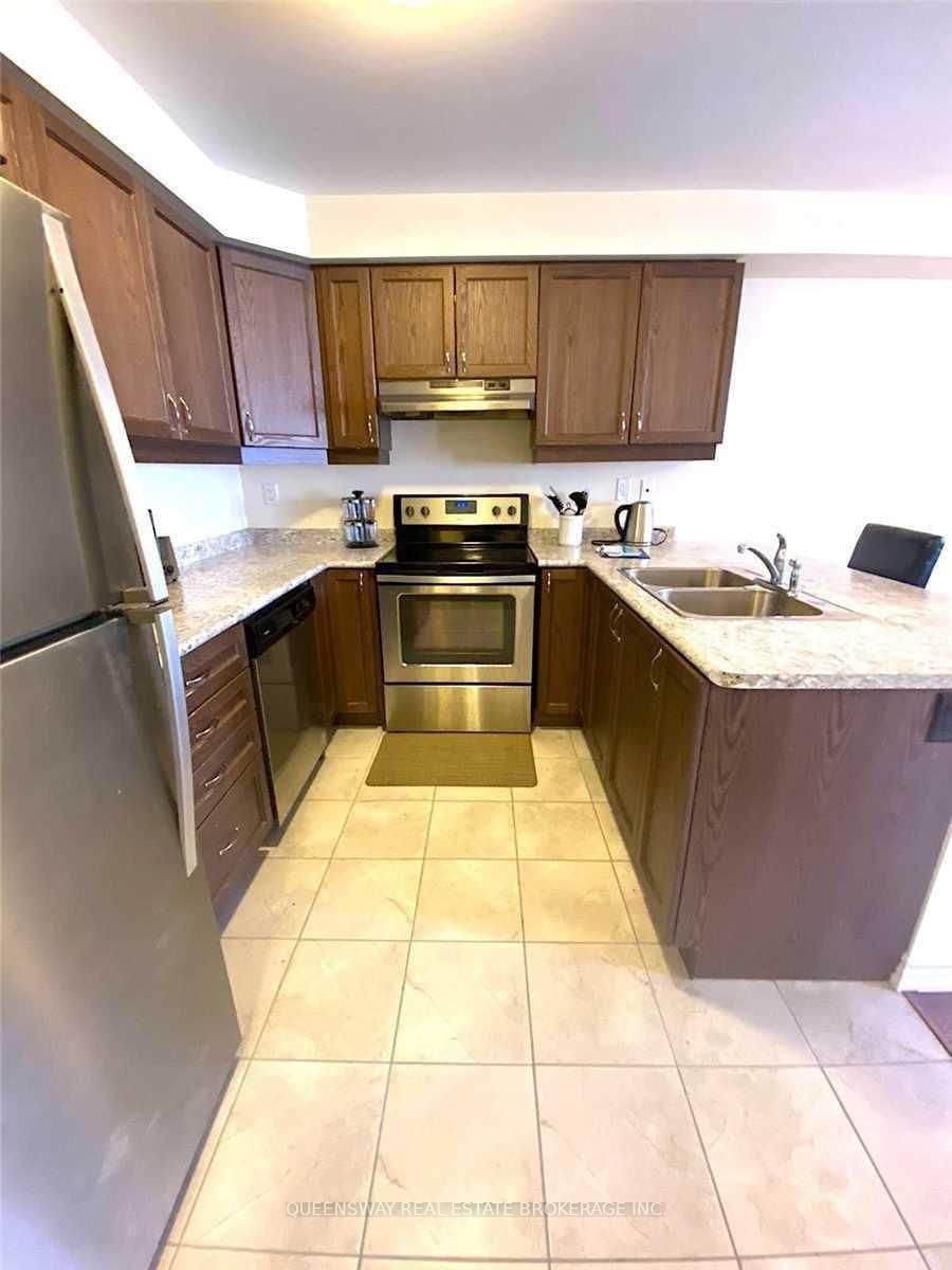 649 Laking Terrace, Milton 4