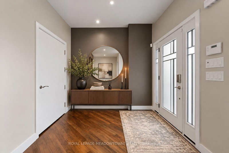 30 Orchard Park Gate