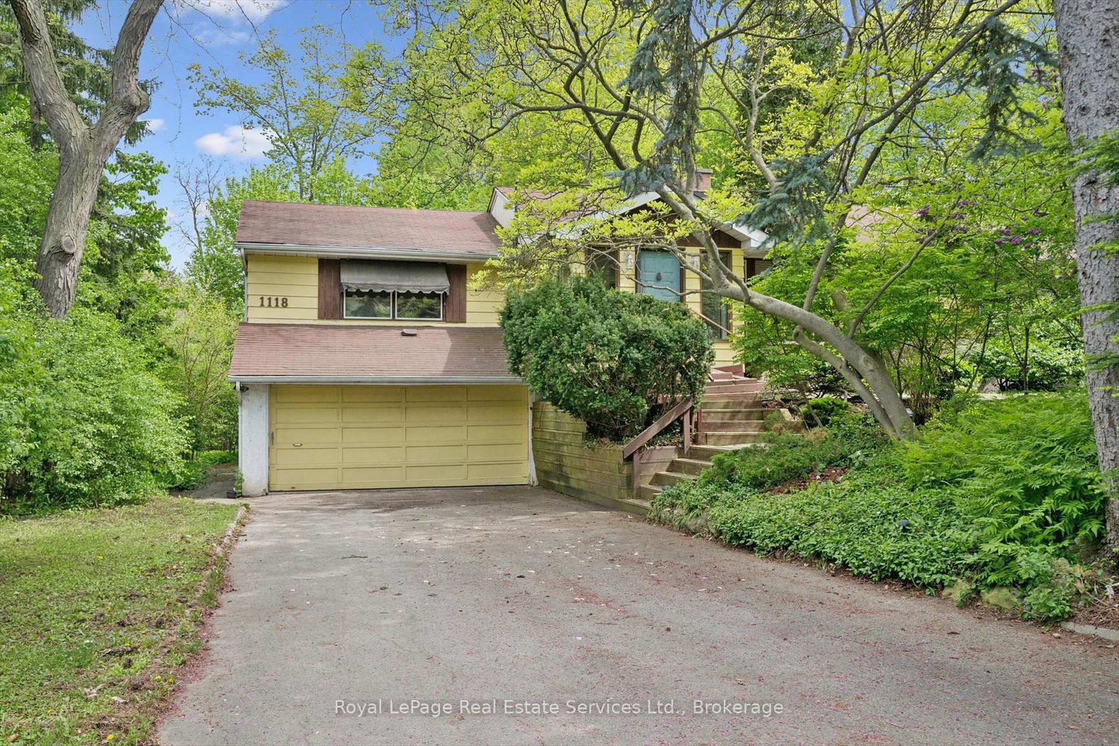 Detached House for sale at 1118 Melvin Avenue, Oakville, Ontario, L6J 2V9 - Morrison - MLS: W13856424