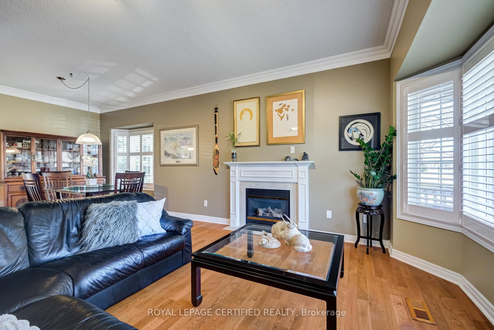 2 Orchard Park Gate, Brampton 5