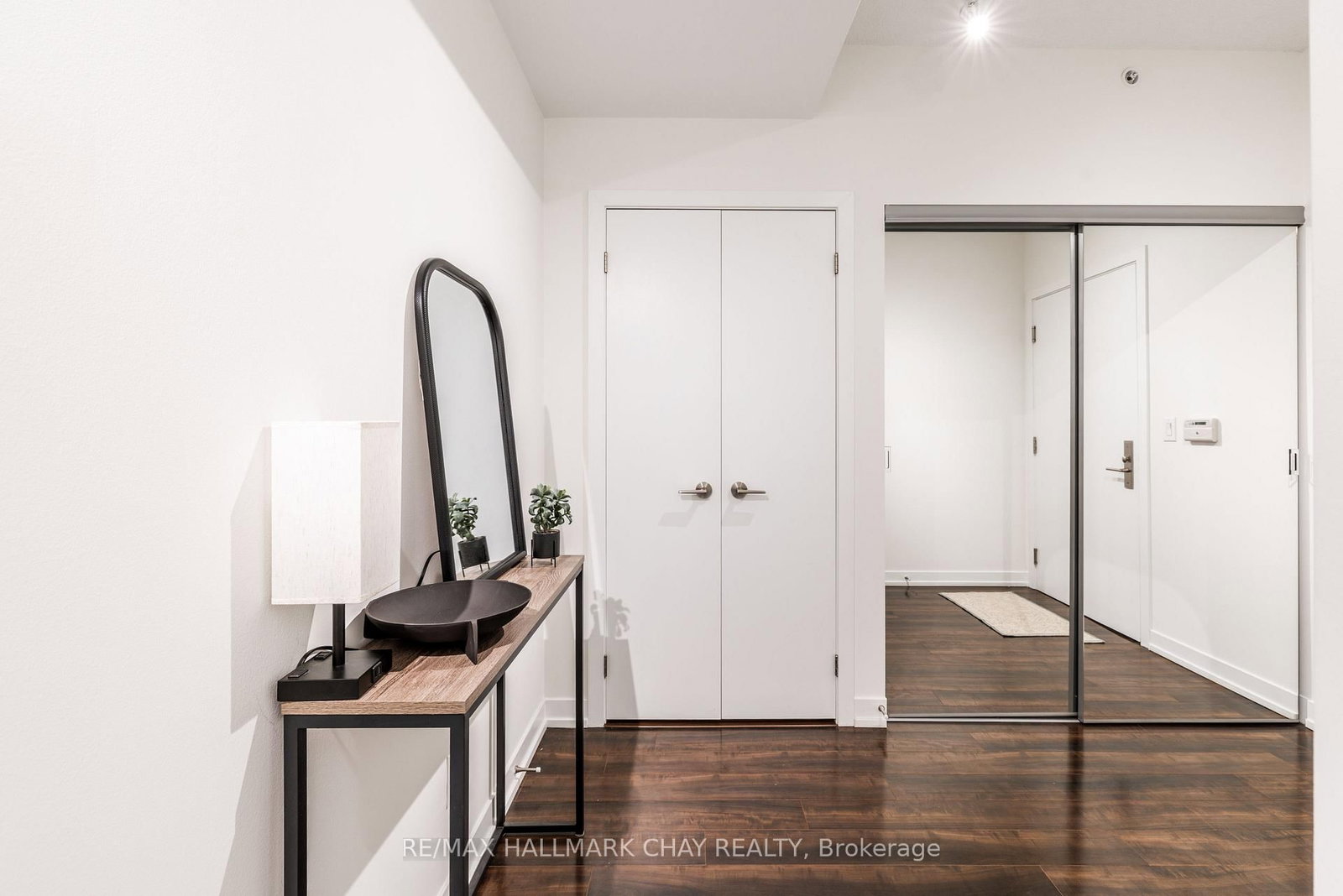5150 Dundas St, Toronto, view 26