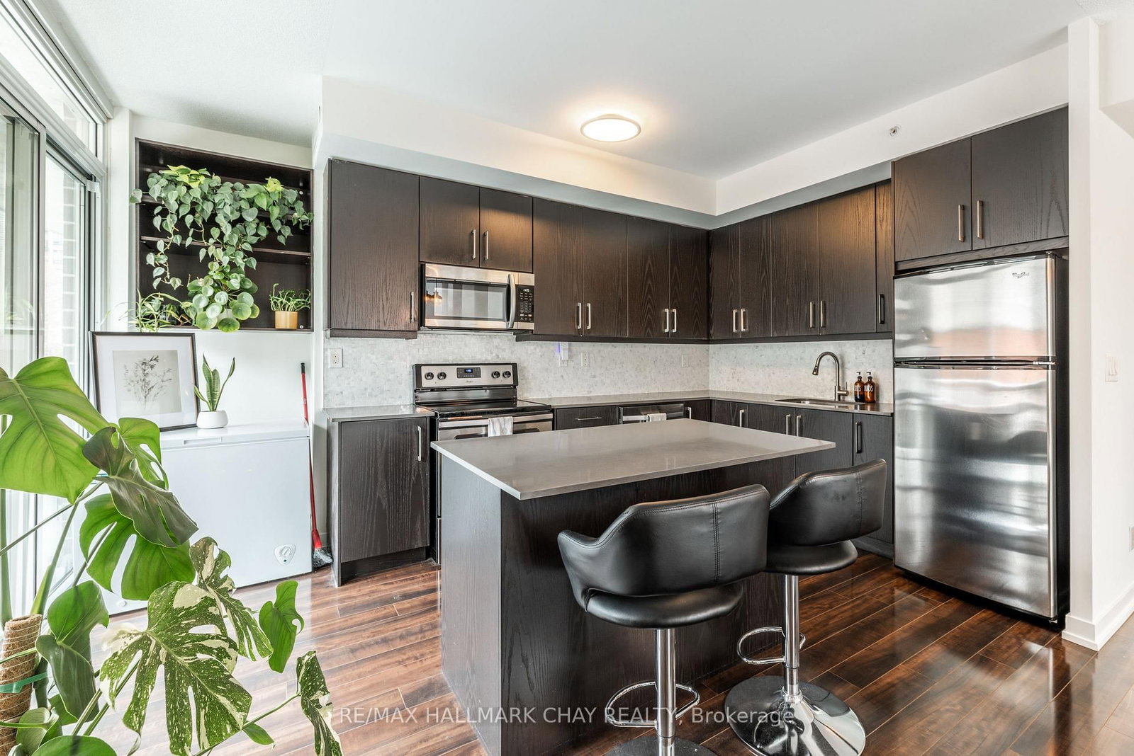 5150 Dundas St, Toronto, view 7