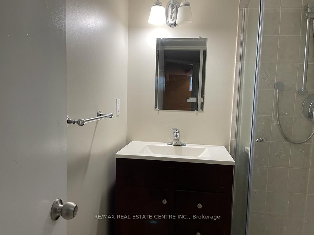 2431 Thorn Lodge Dr, Mississauga, view 12