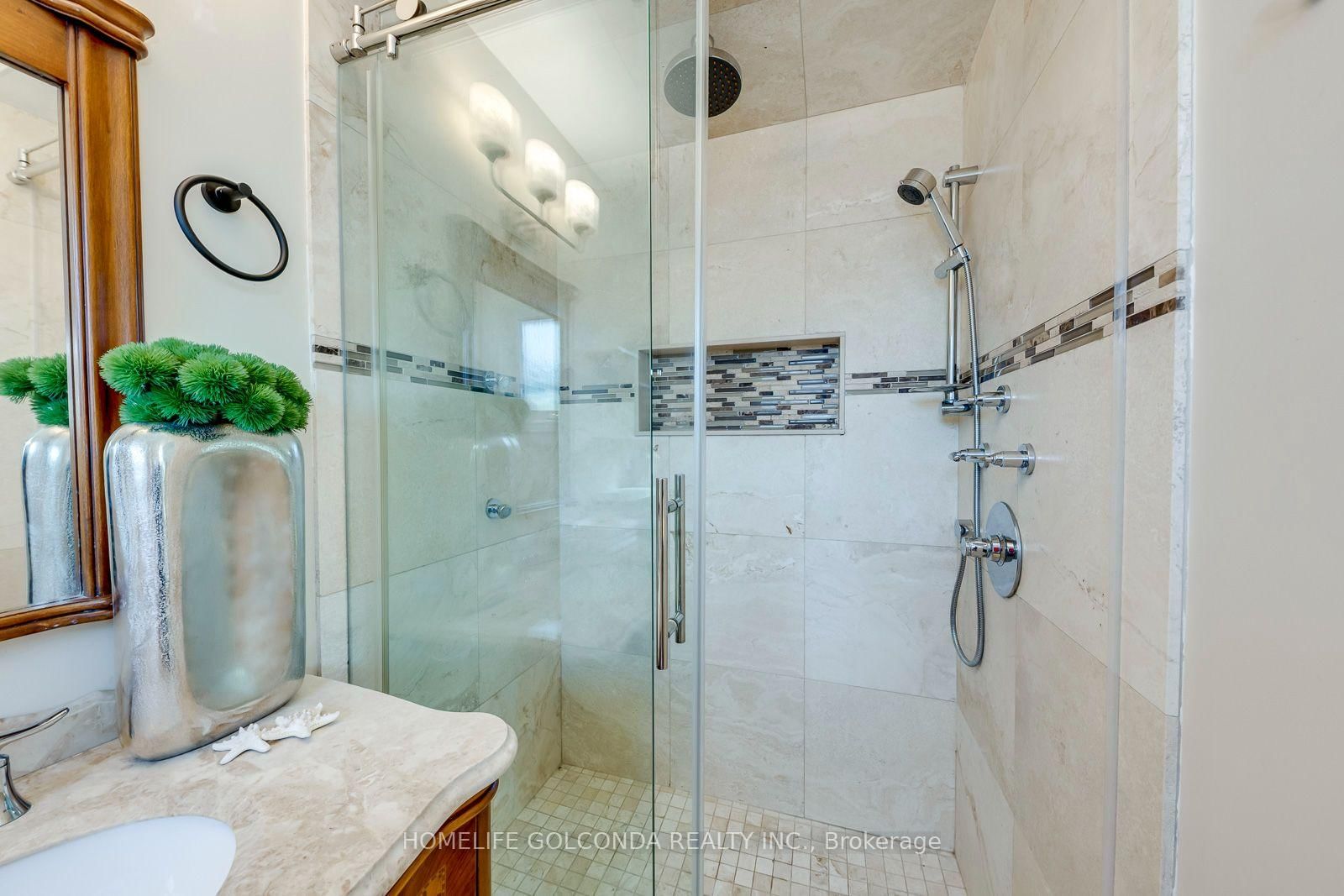 2152 Munn's Avenue • Oakville, ON photo 33