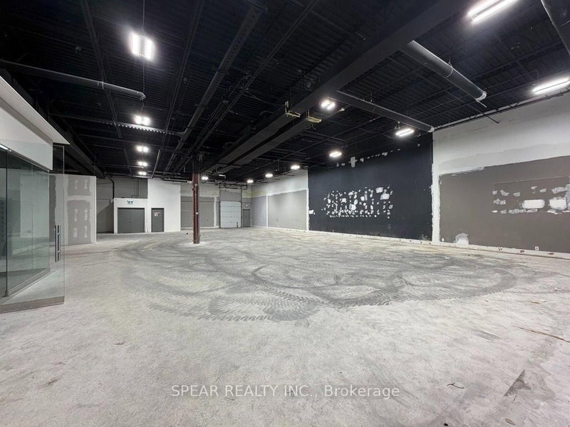 5535 Eglinton Ave W photo 3