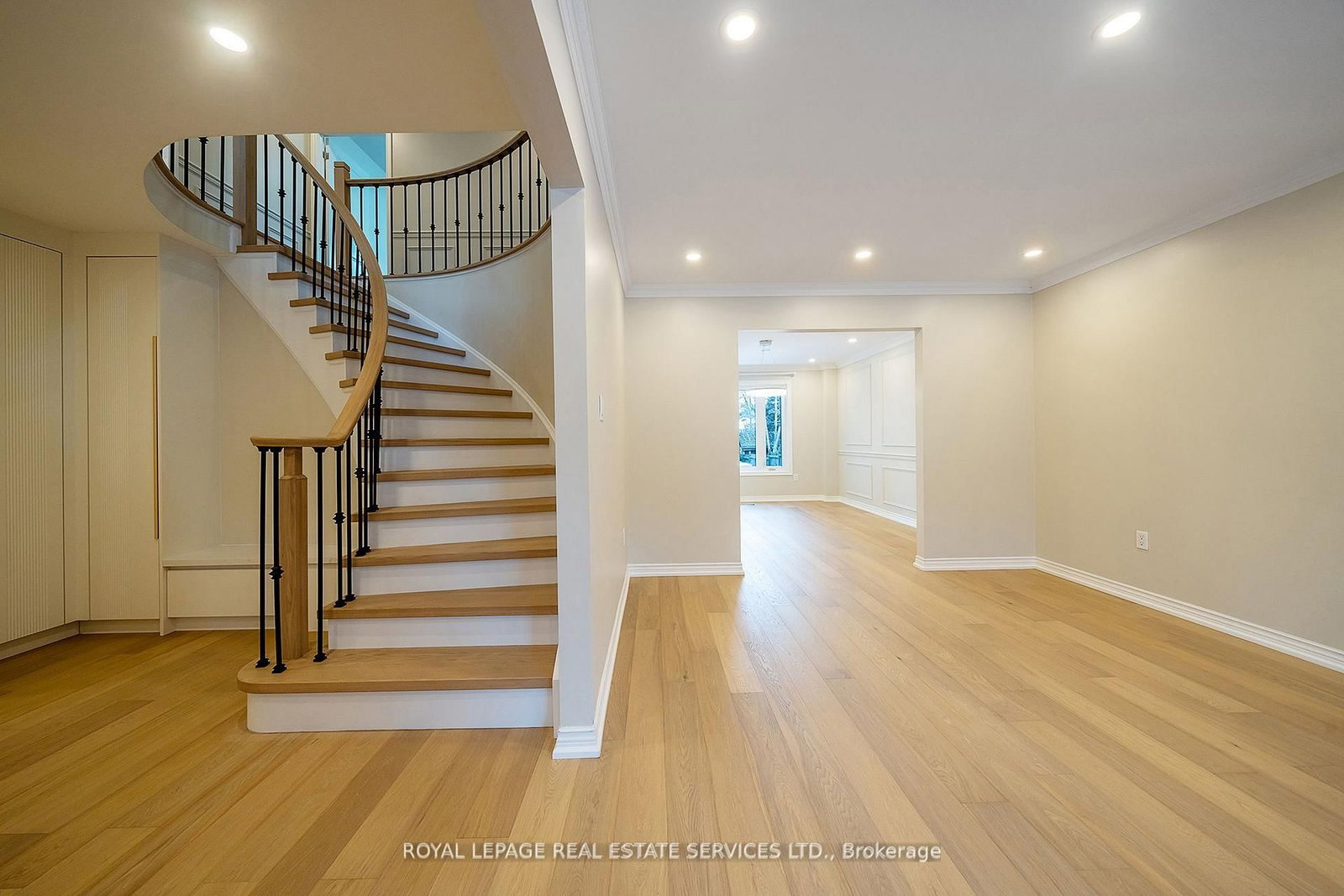 Upper - 2300 Cheverie Street, Oakville 3