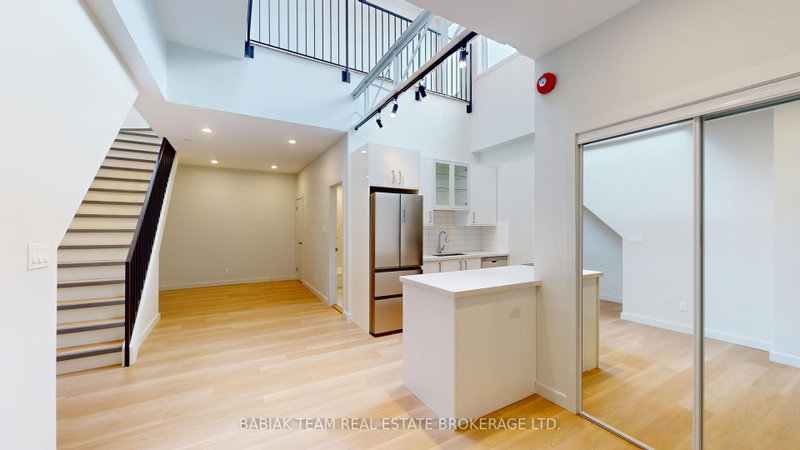 home for lease on 203-268 Jane Street