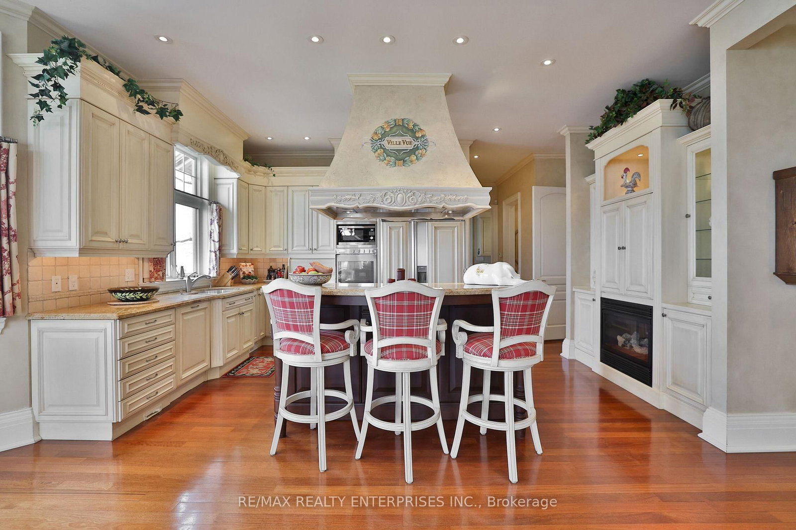 872 Whittier Cres, Mississauga, view 11