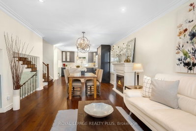 2985 Dancer Court • Mississauga, ON photo 4