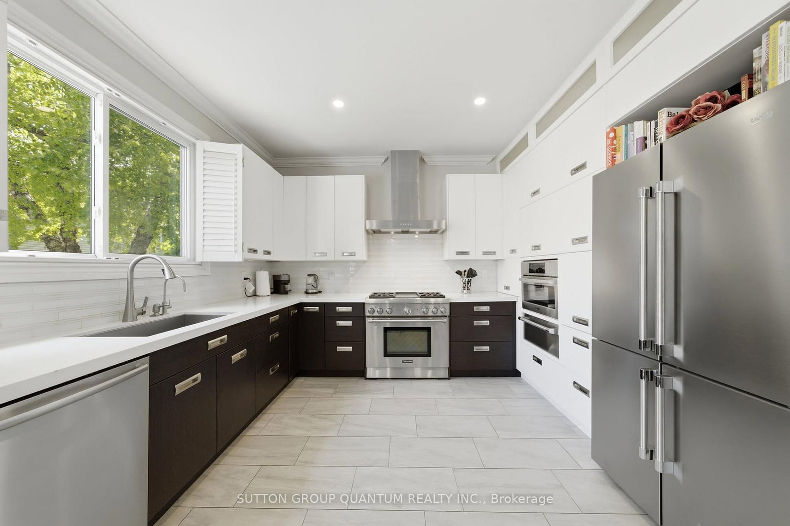 2345 Joshua Drive • Burlington, ON photo 13