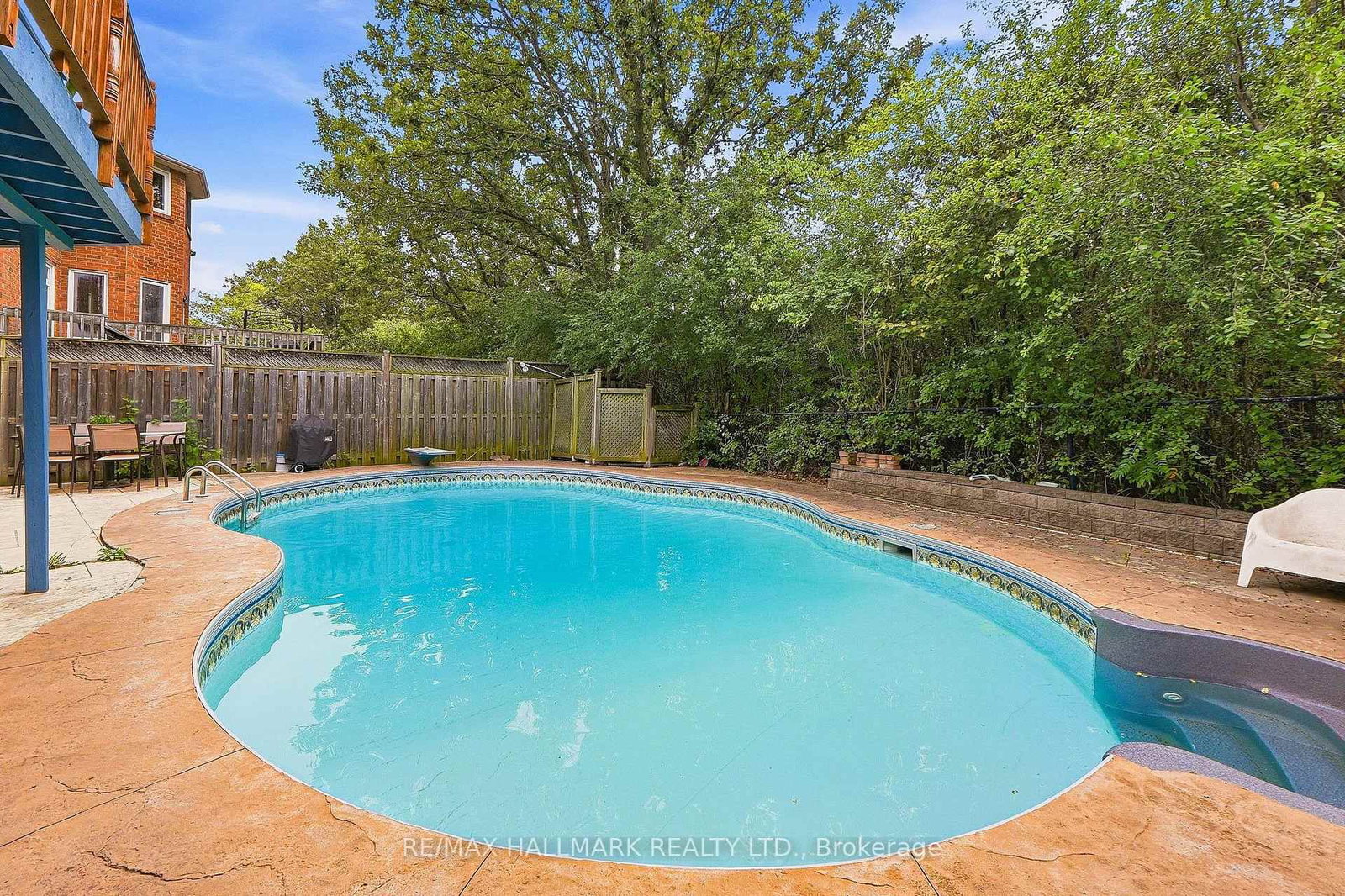 1246 Winterbourne Drive • Oakville, ON photo 39