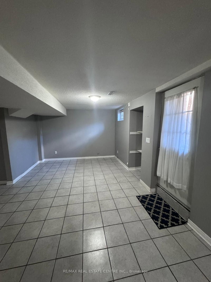 5112 Forestwalk Circ photo 5