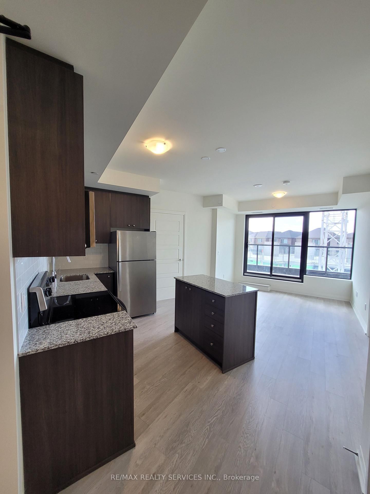 212 - 3006 William Cutmore Boulevard, Oakville 5