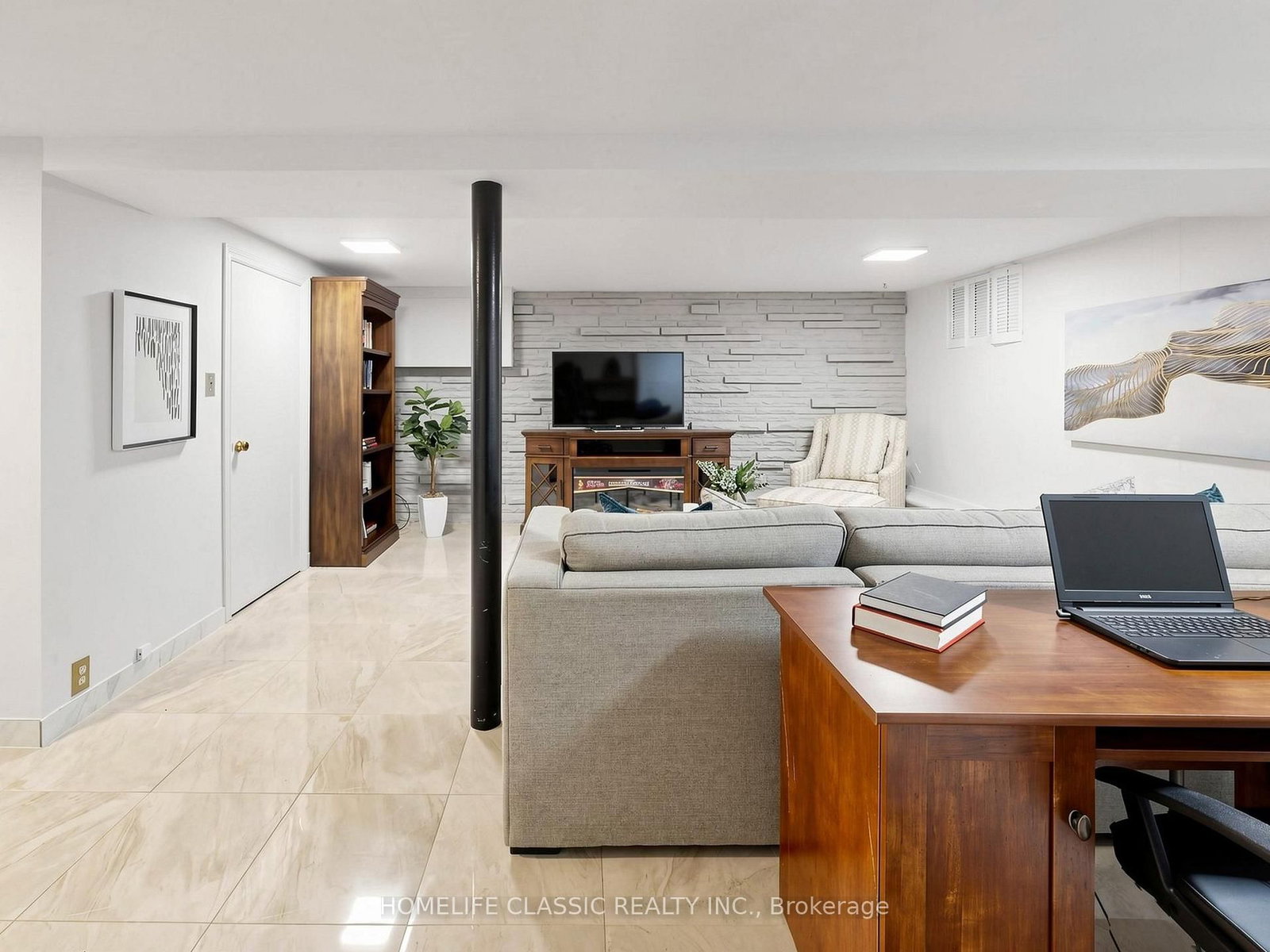 25 Dartmouth Crescent • Toronto, ON photo 35
