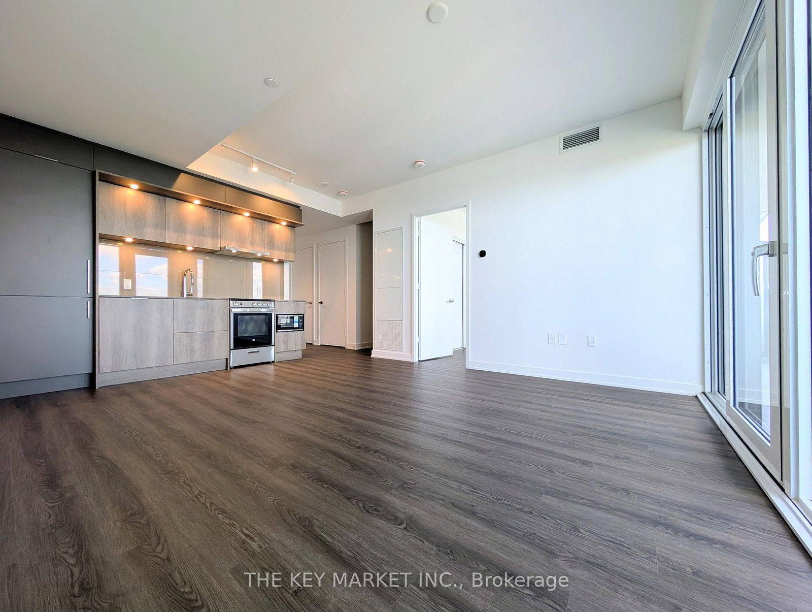 7204-448 Burnhamthorpe Rd, Mississauga, view 15