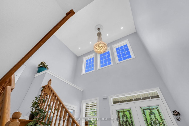 236 Pringle Ave photo 4