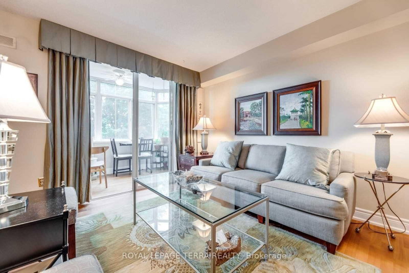300 Webb Dr photo 5