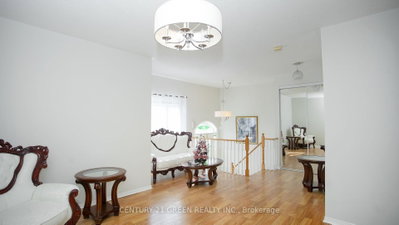 836 Avocado Crescent • Mississauga, ON photo 6