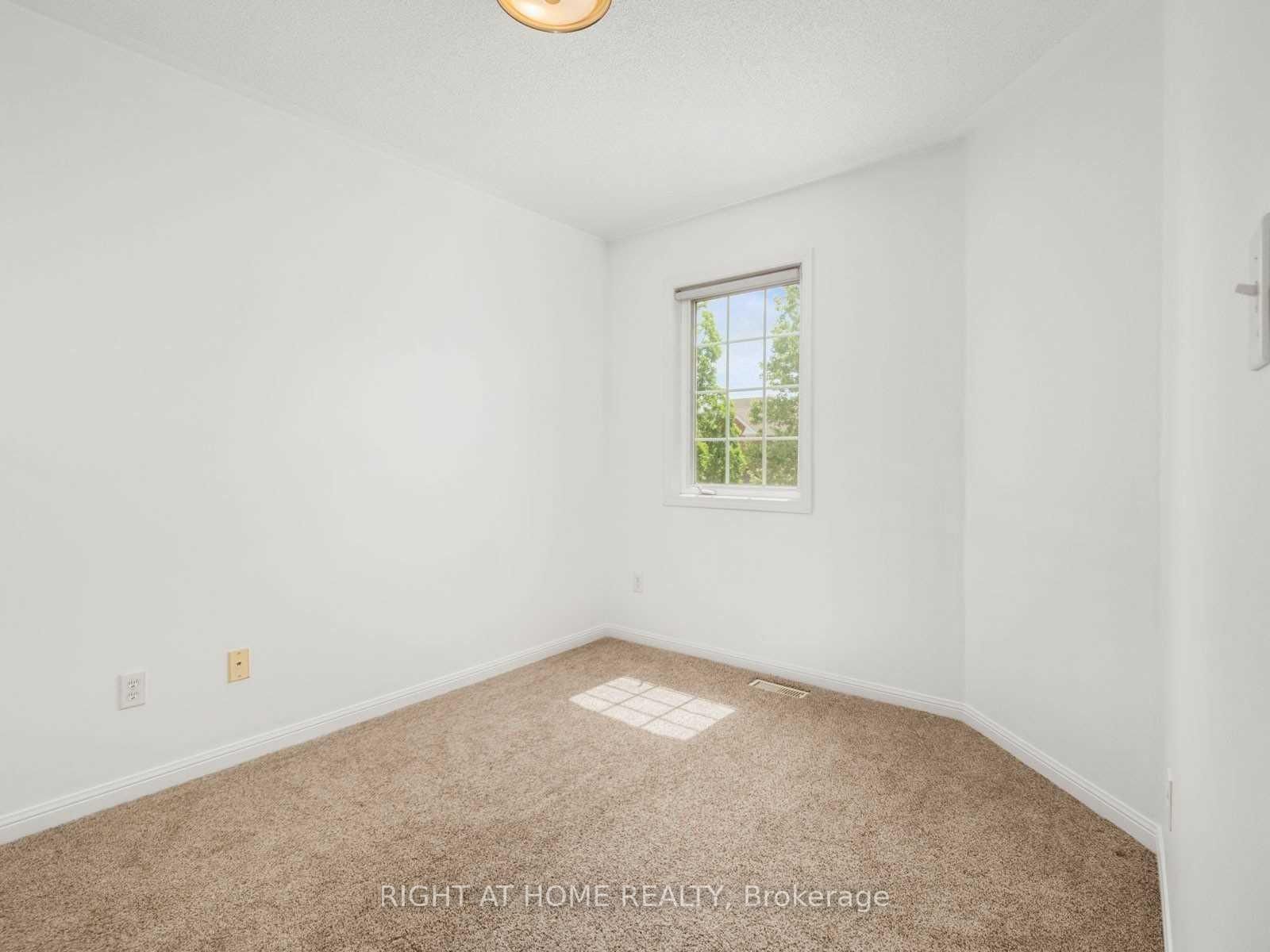 5555 Bridgeport Gate, Mississauga, view 21
