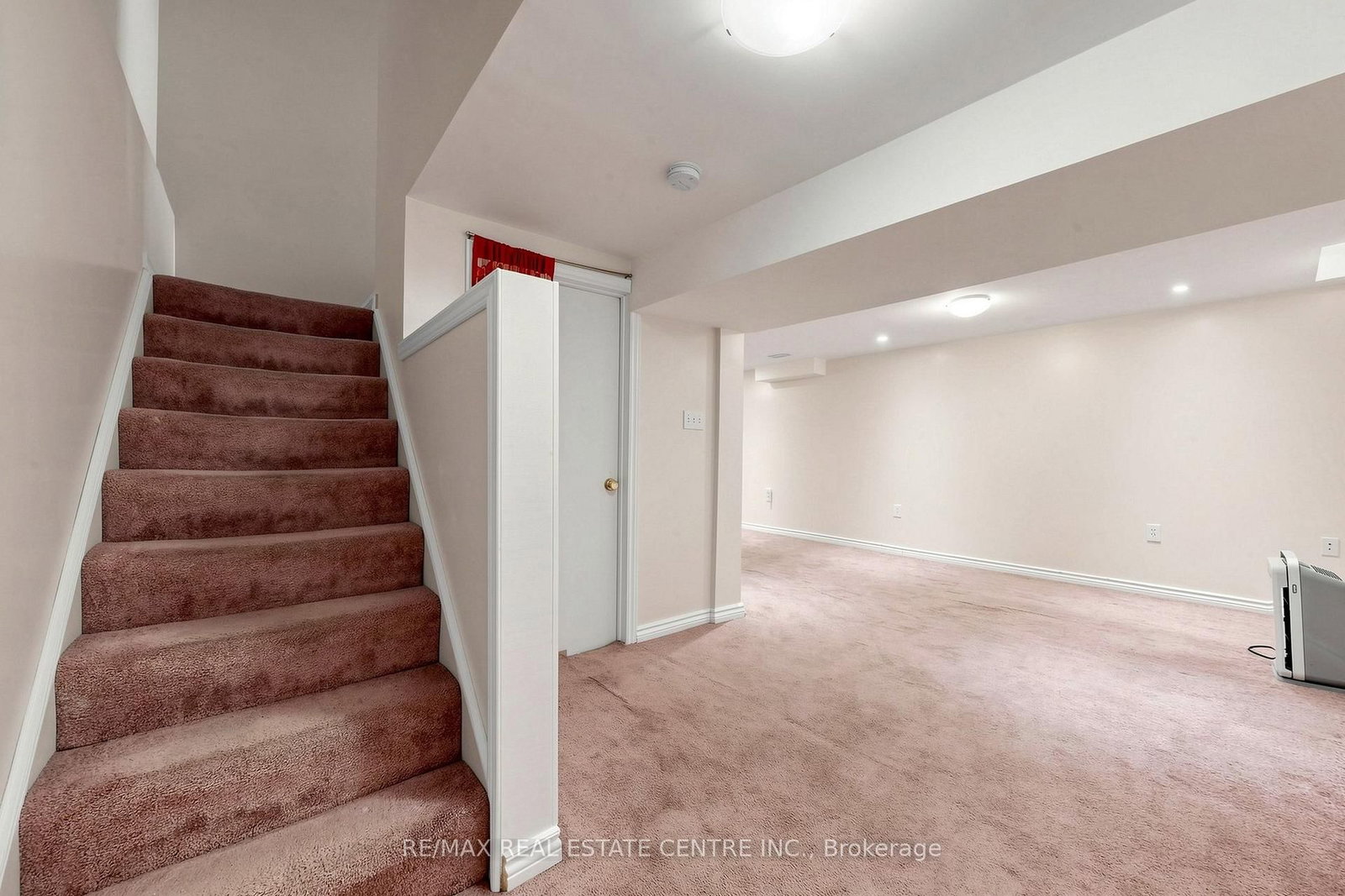 1 Hawkins Court • Brampton, ON photo 28