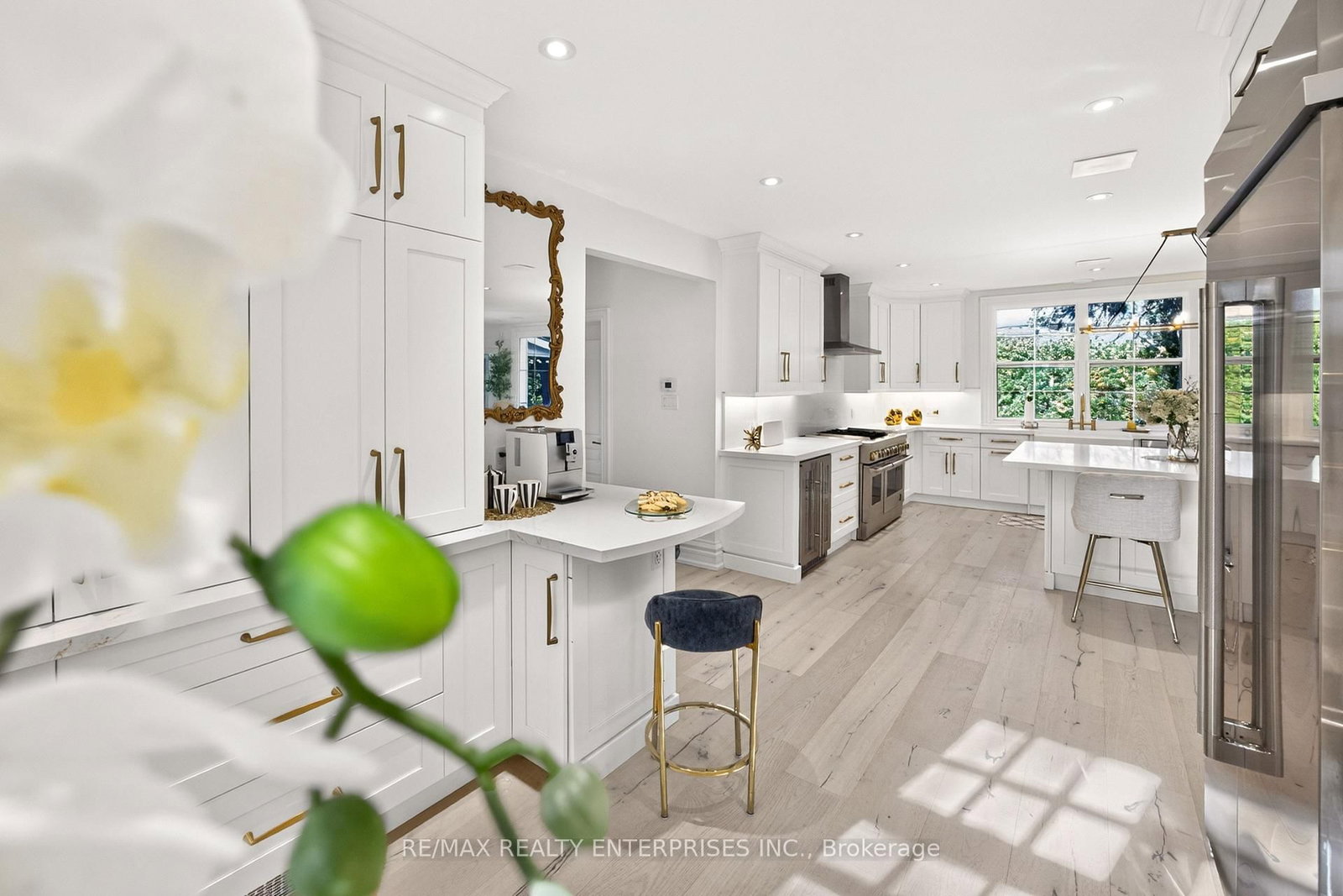 317 Gloucester Ave, Oakville, view 21